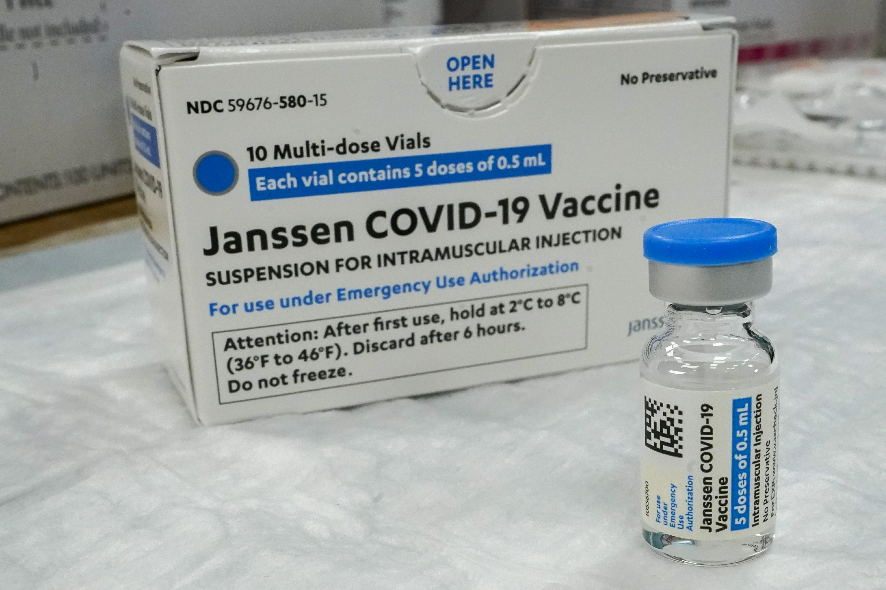 US recommends pause for J&J vaccine due to clot reports
