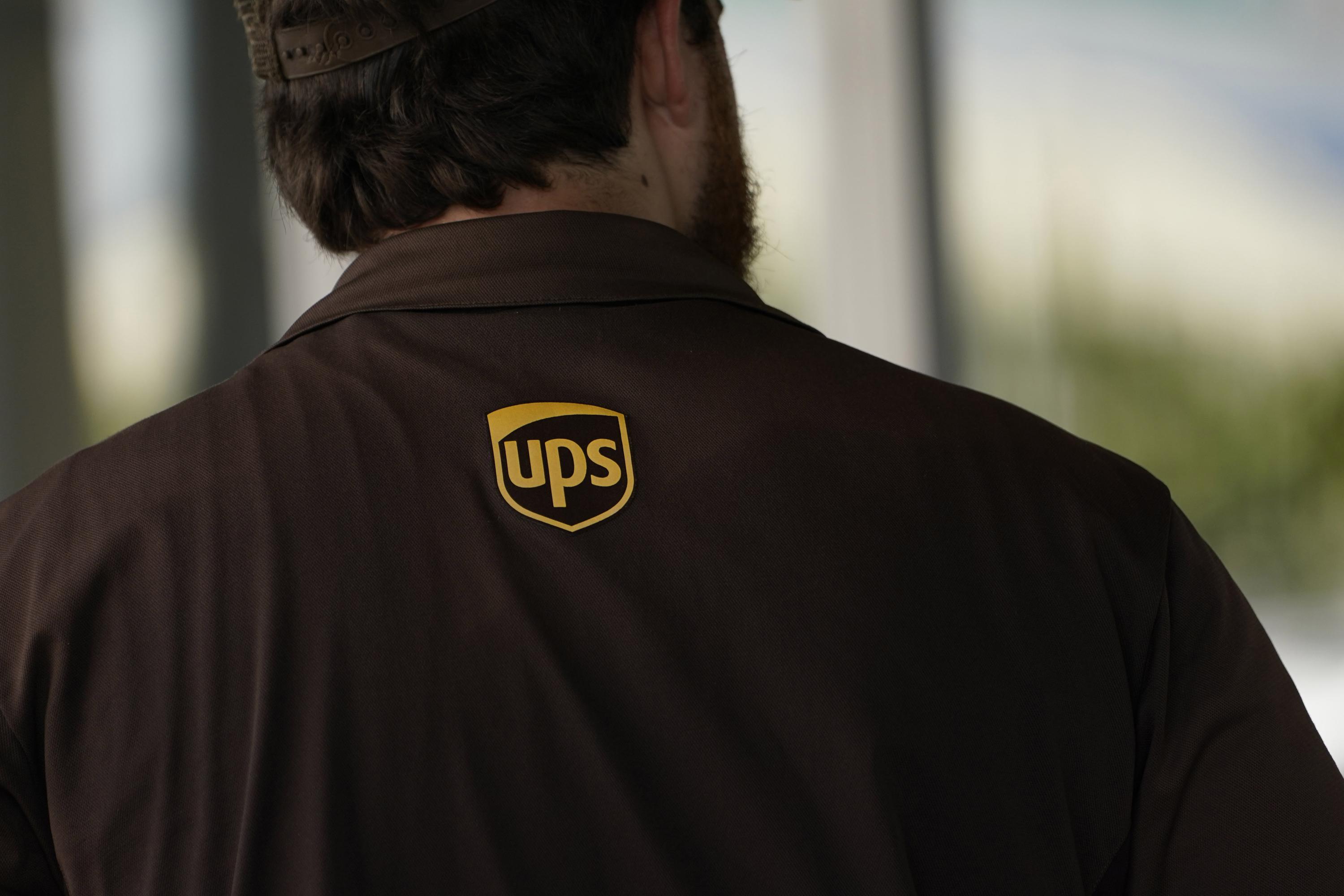 The Ups Store Hiring - cldrkx0