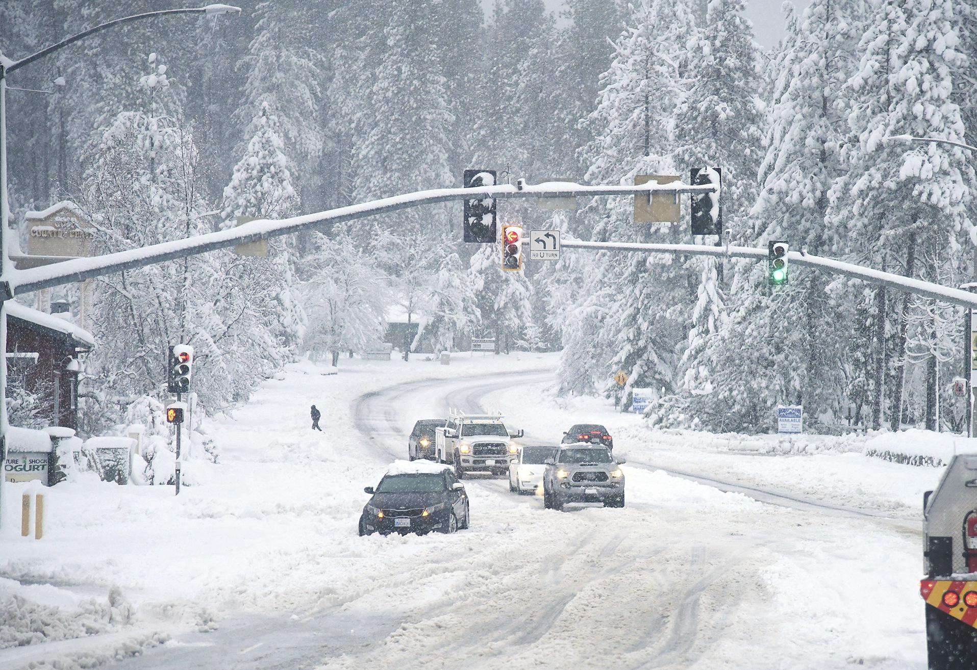 Snow blasts California and freezes Pacific Northwest AP News