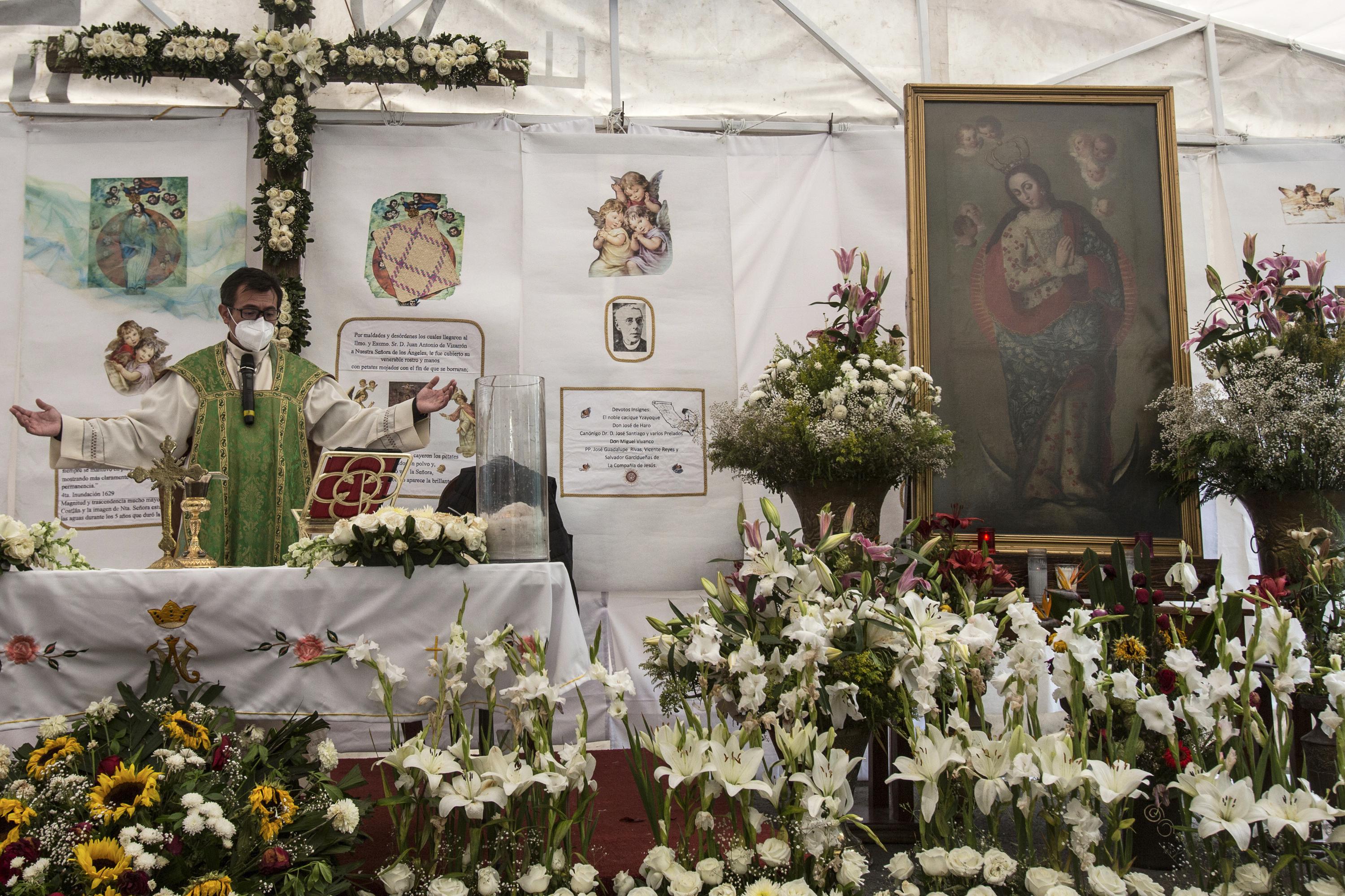 Quake-hit Mexico church with iconic Virgin image gets rehab - The Associated Press - en Español