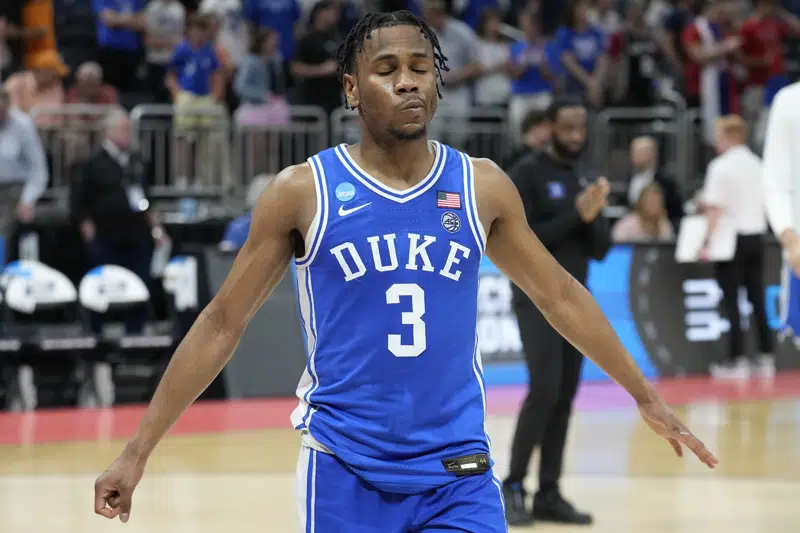 Duke's Jeremy Roach enters NBA draft, keeps college eligibility