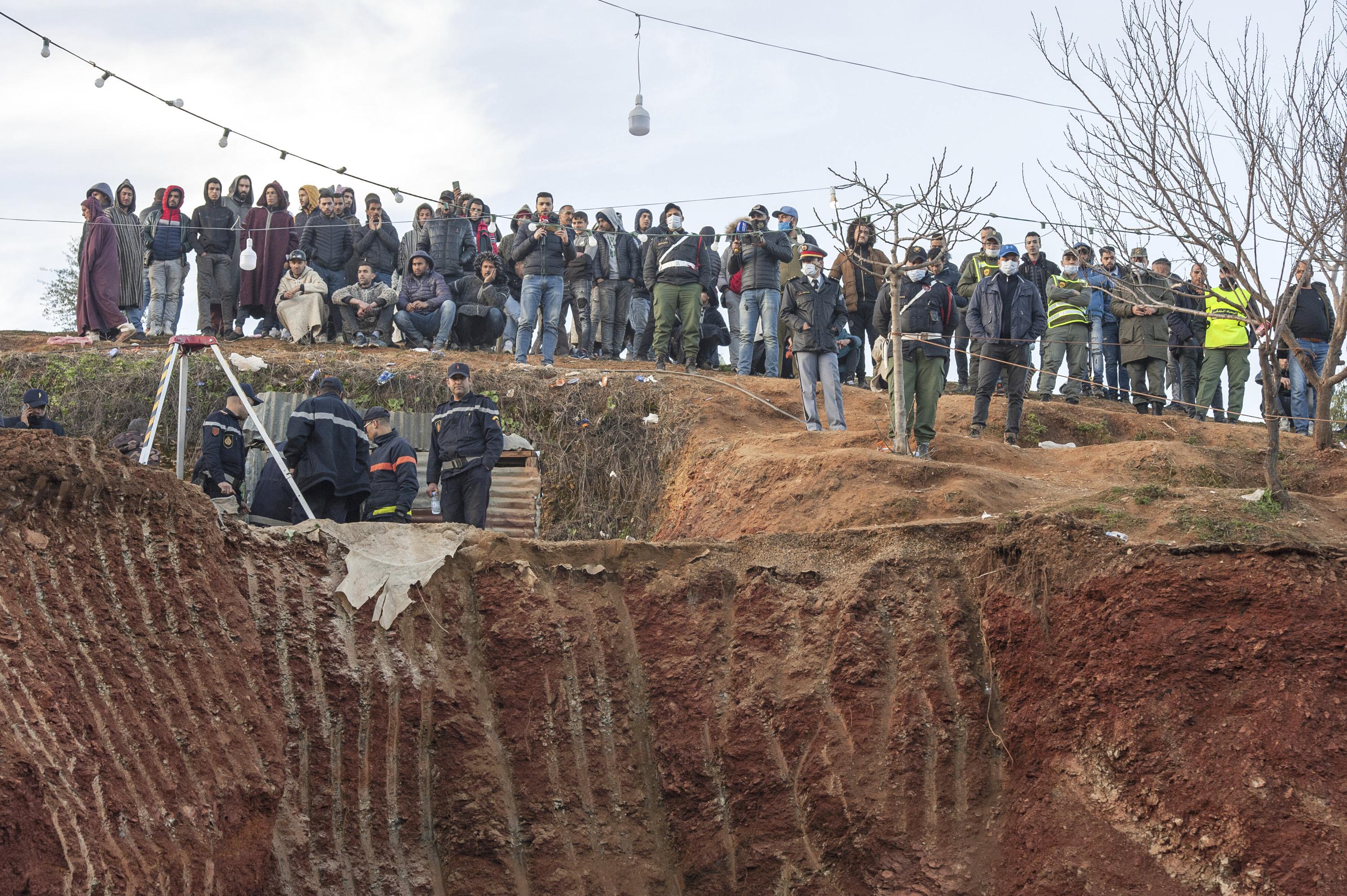 Shaky soil threatens rescue of Moroccan boy trapped in well thumbnail