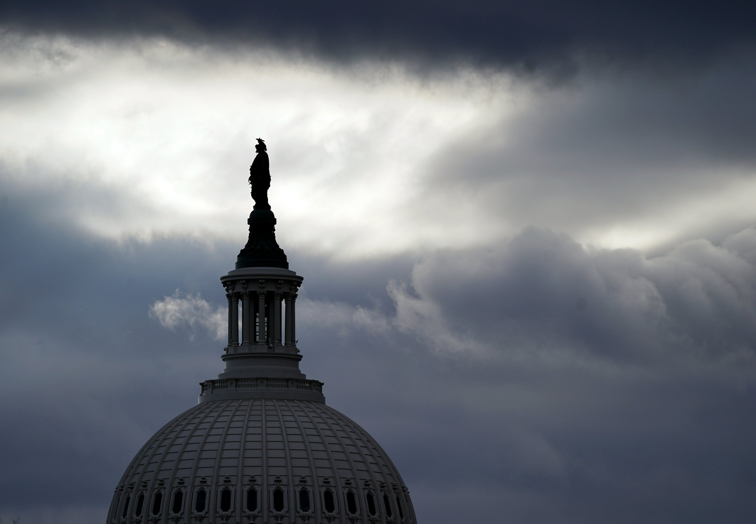 FBI examines Guard troops in DC amid fears of privileged attacks