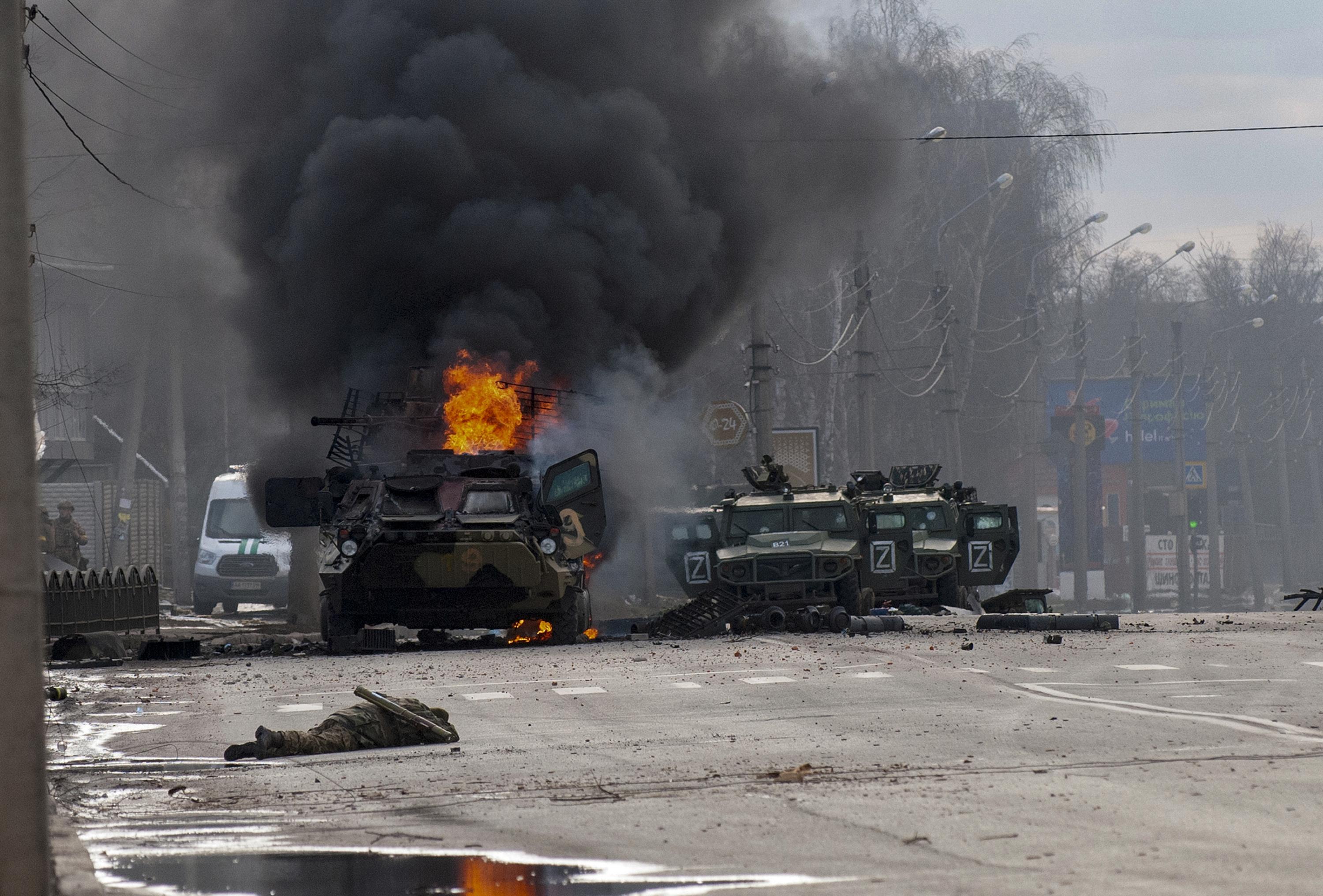 3ヶ月後、ロシアは依然としてウクライナの戦争で渋滞に陥った