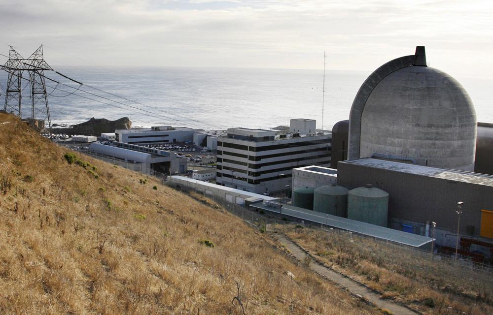 California legislators advance plan to extend nuke plant run