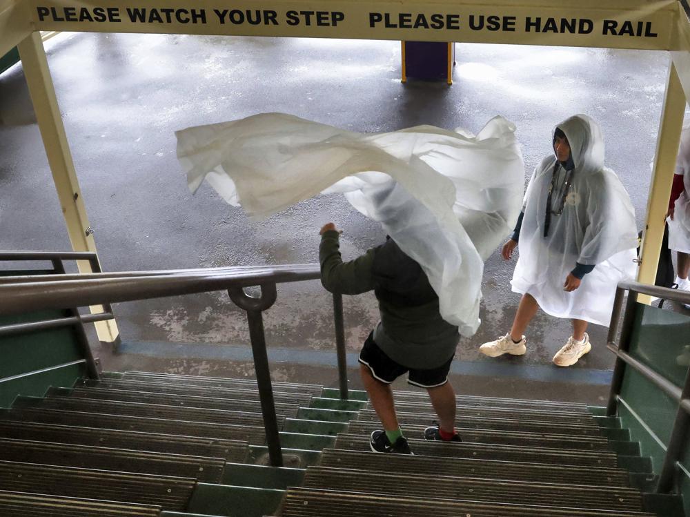 Hurricane Nicole forms; Florida awaits rare November storm Hurricane Nicole forms; Florida awaits rare November storm