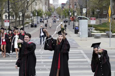 UW touts study showing salary averages for graduates | AP News