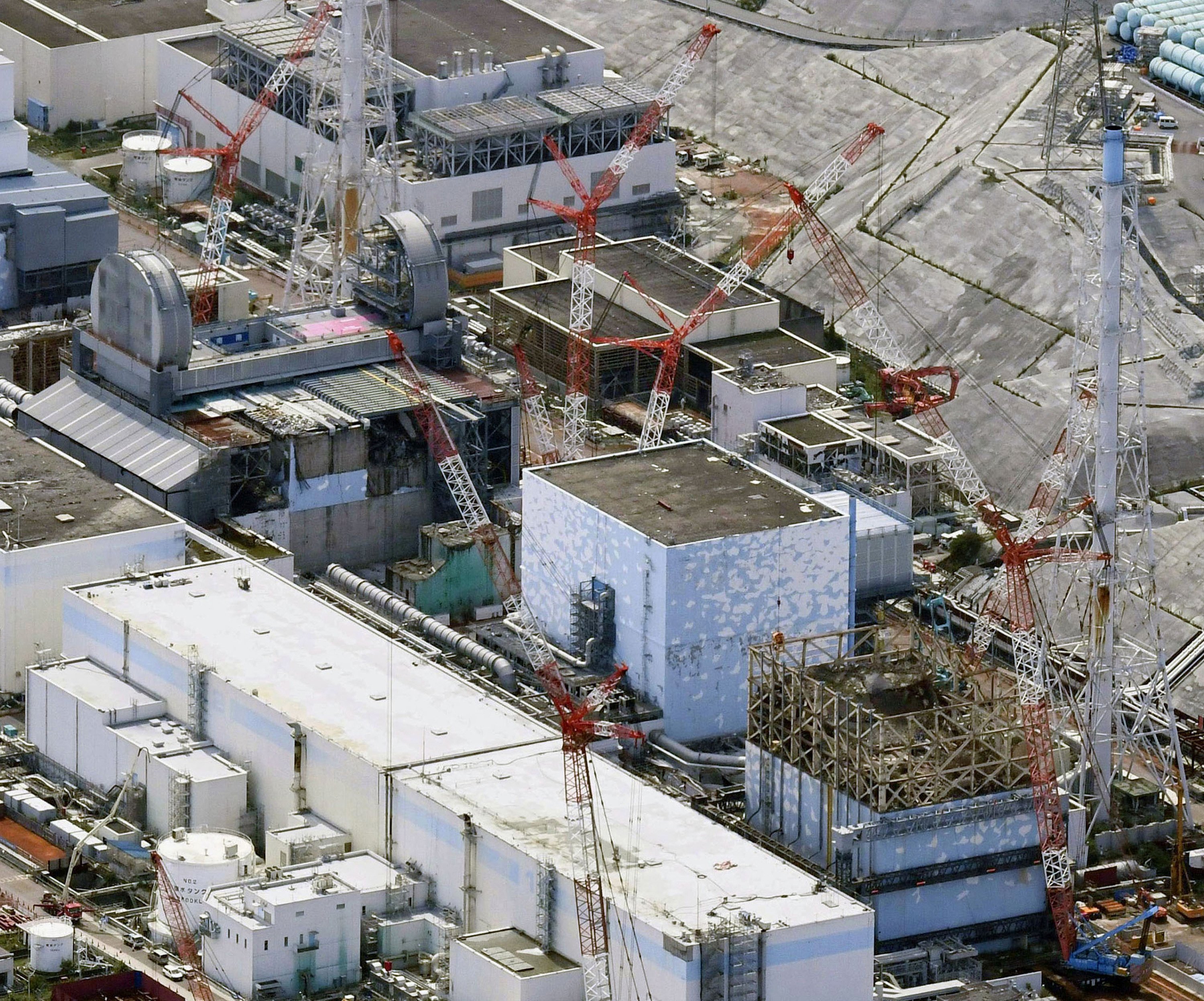 Water leaks indicate new damage to Fukushima nuclear power plant