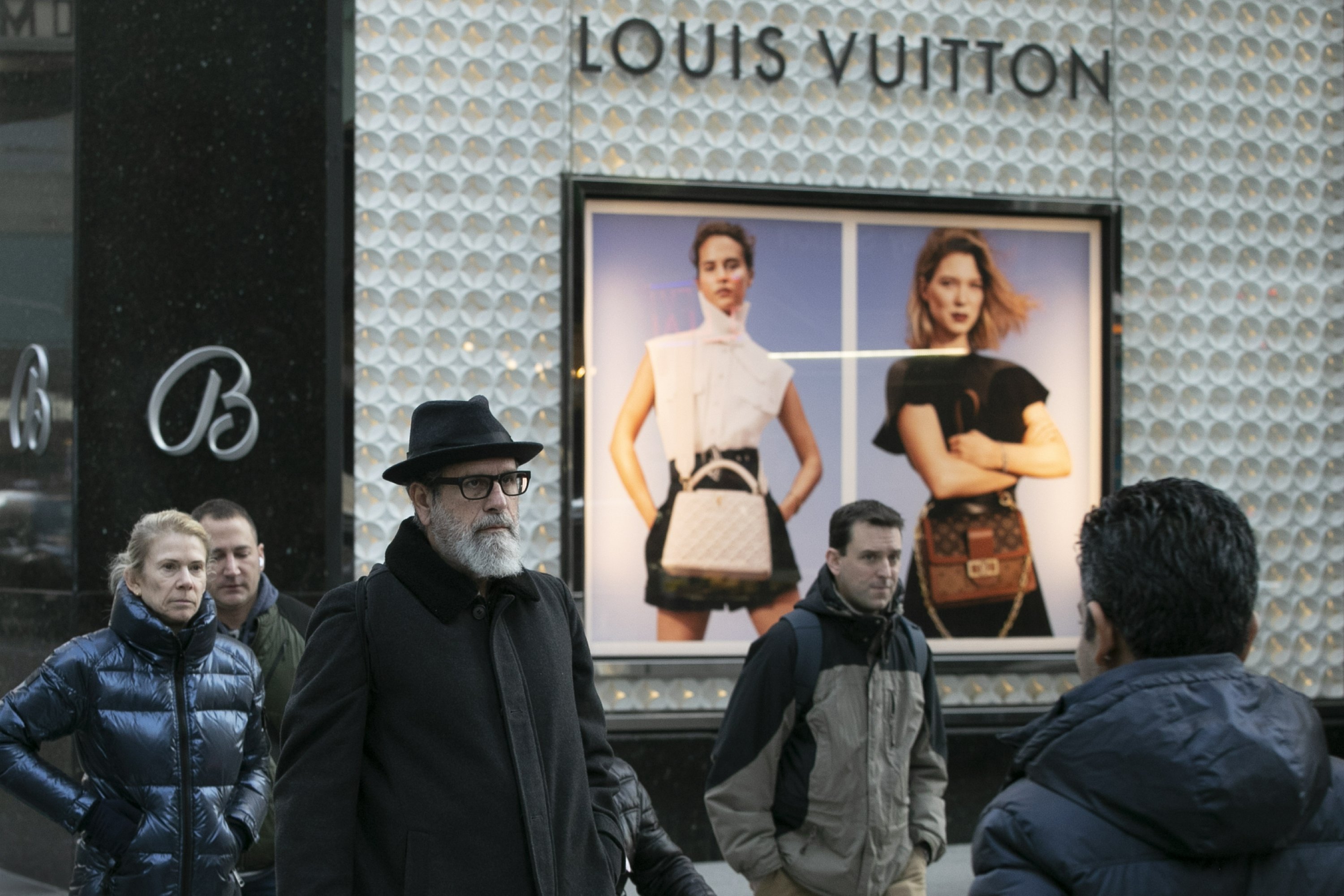 French luxury giant LVMH to buy Tiffany for $16.2 billion