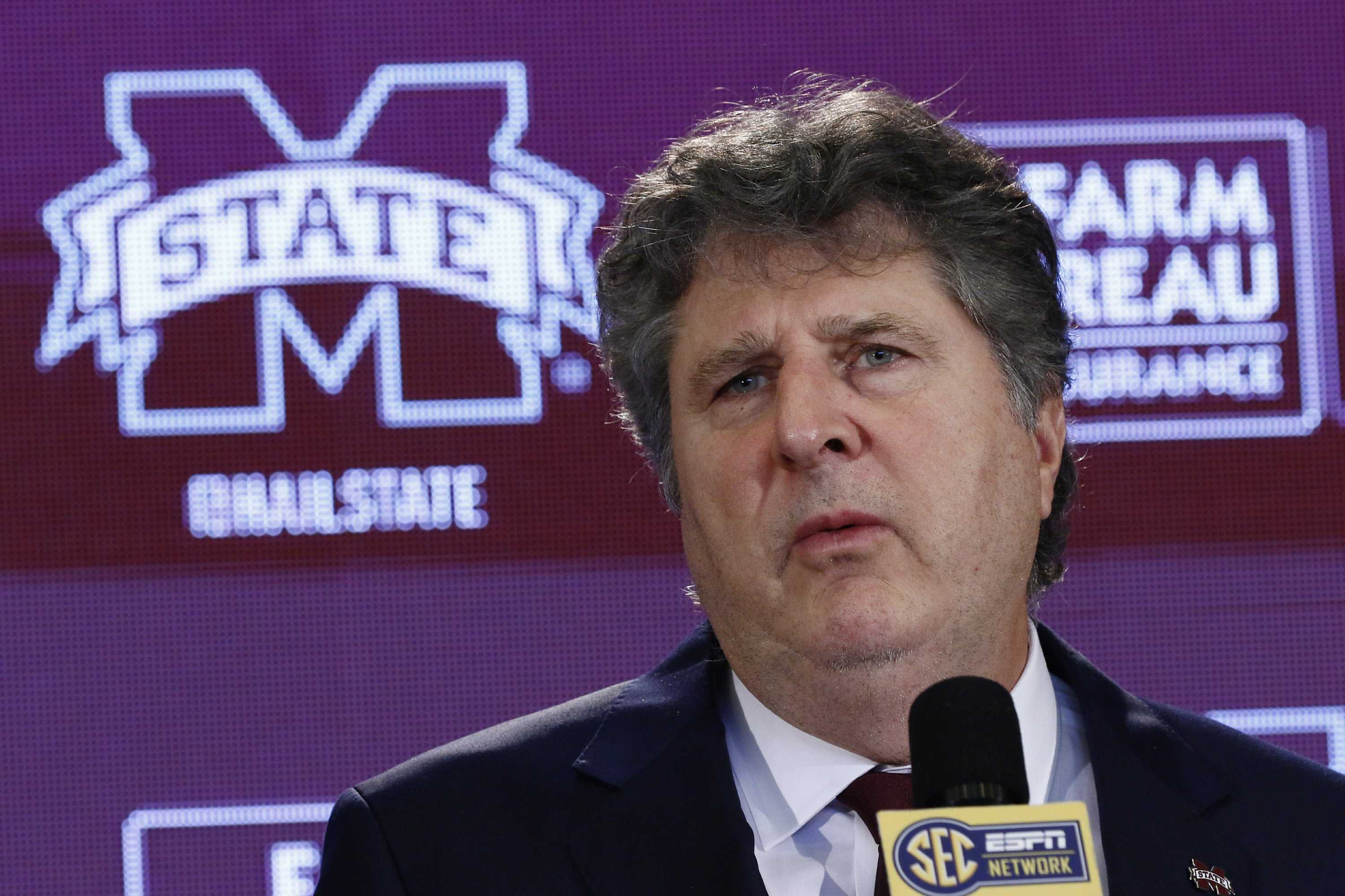 Leach relishes chance to test himself at Mississippi State | AP News