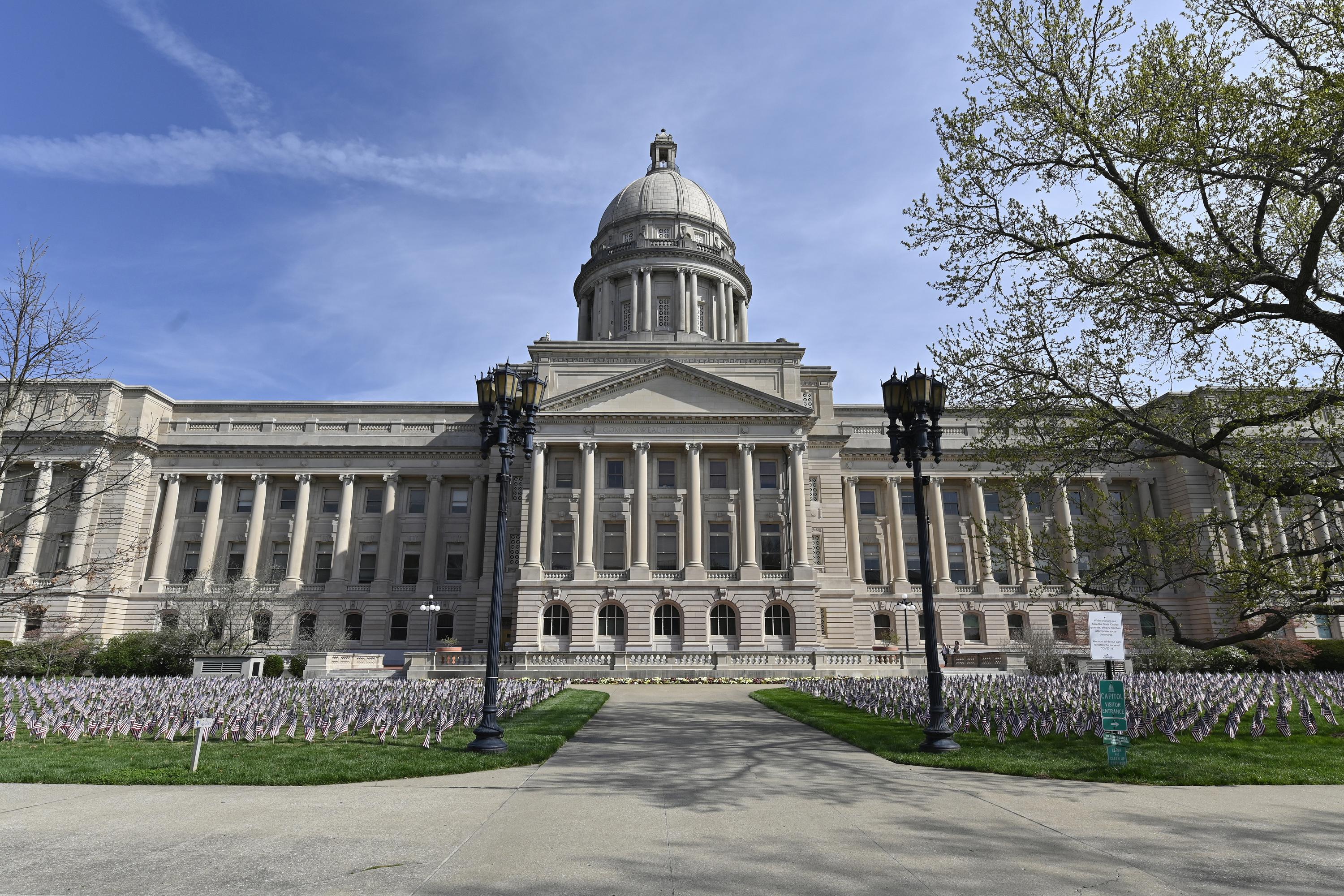 kentucky-senate-sends-income-tax-cut-bill-to-governor-ap-news