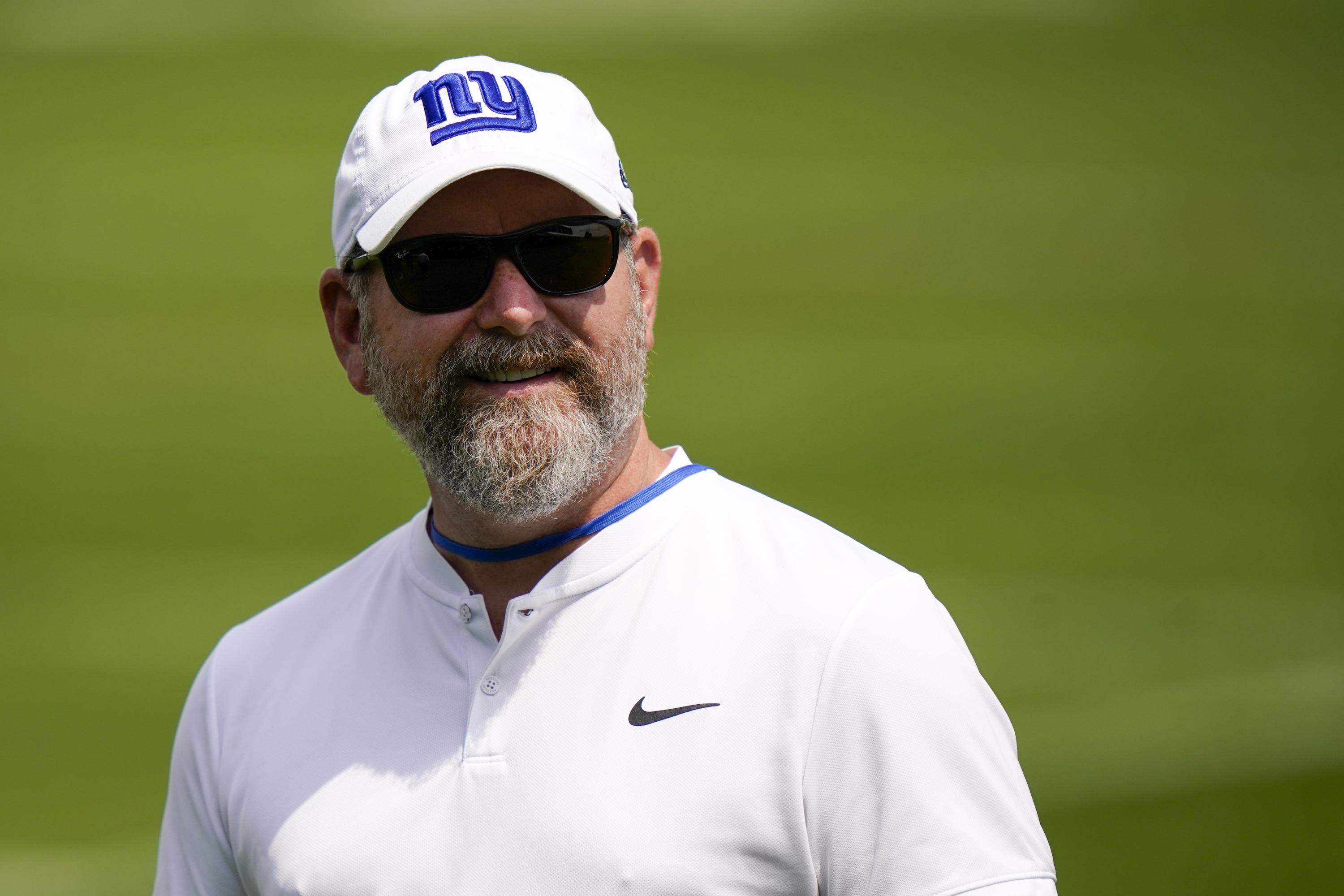 giants-make-abrams-senior-vp-of-operations-and-strategy-ap-news