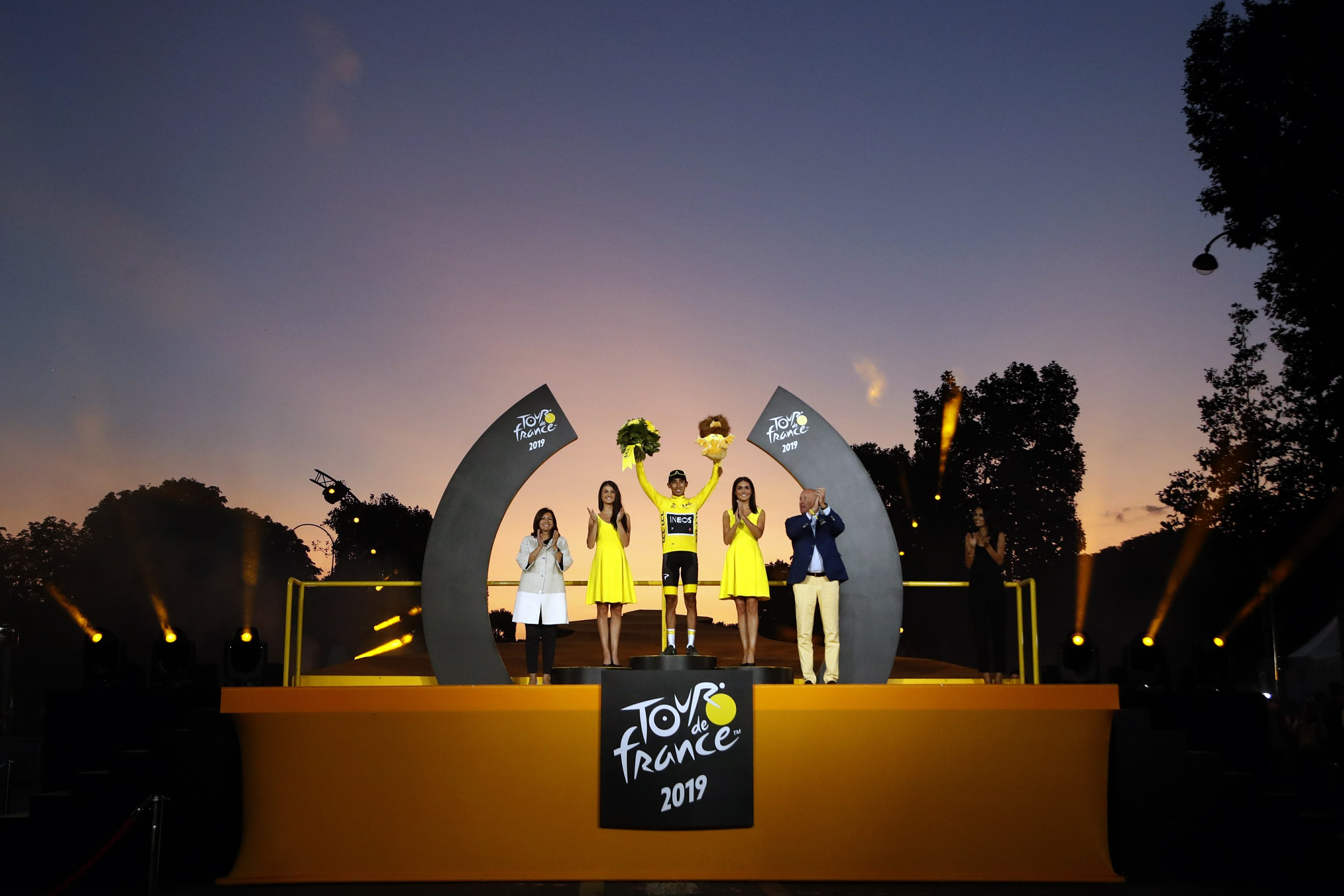 ICYMI: Tour de France Surprise, Baseball's Trades, NFL Holdouts