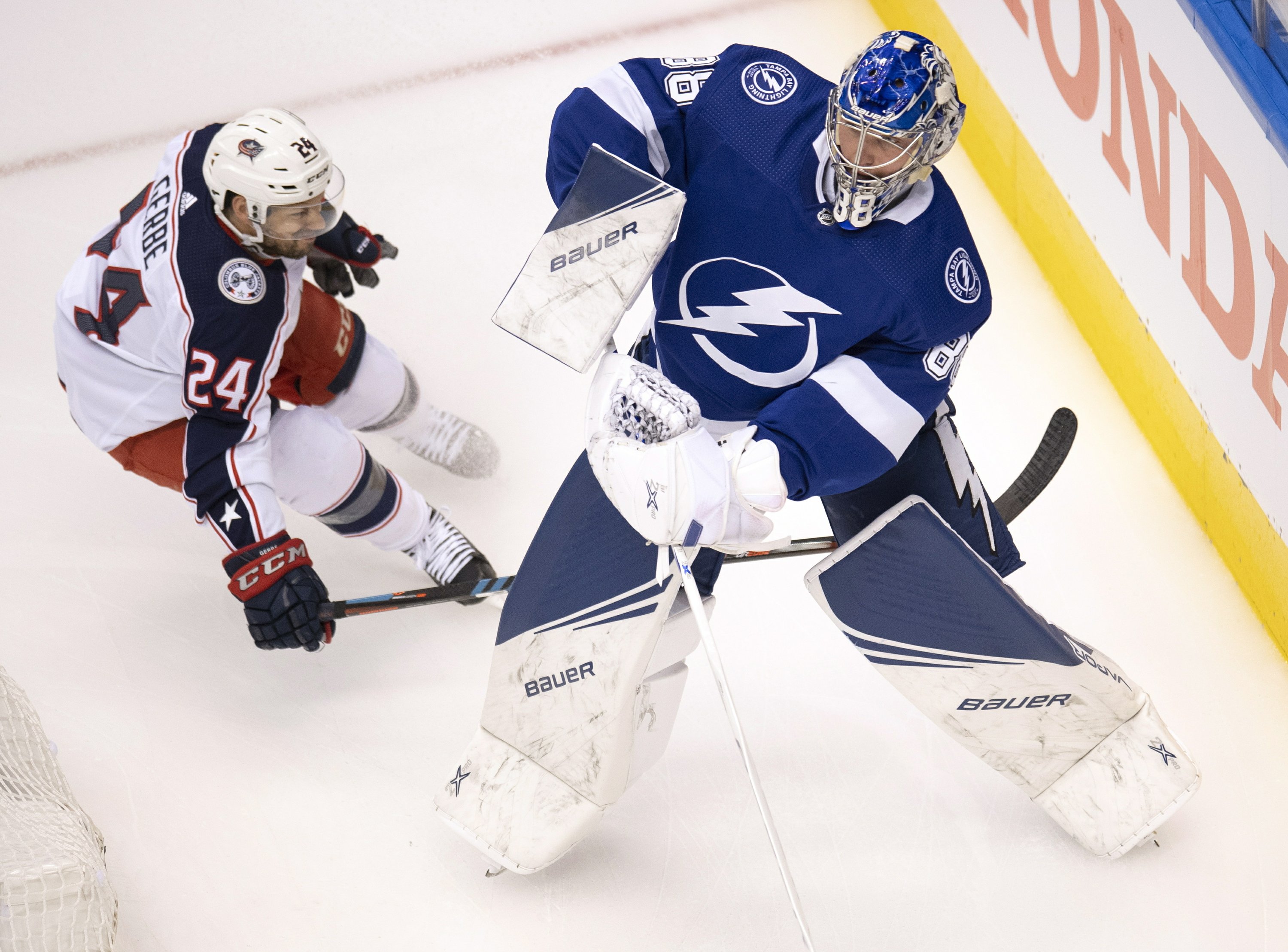 Lightning outlast Blue Jackets 32 in 5 OT thriller AP News