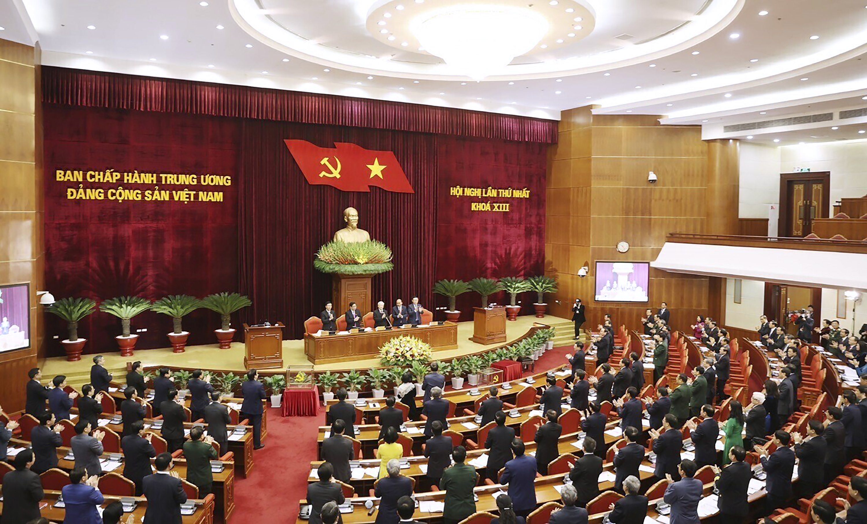 Vietnam's Communist Party reelects chief to lead the nation AP News