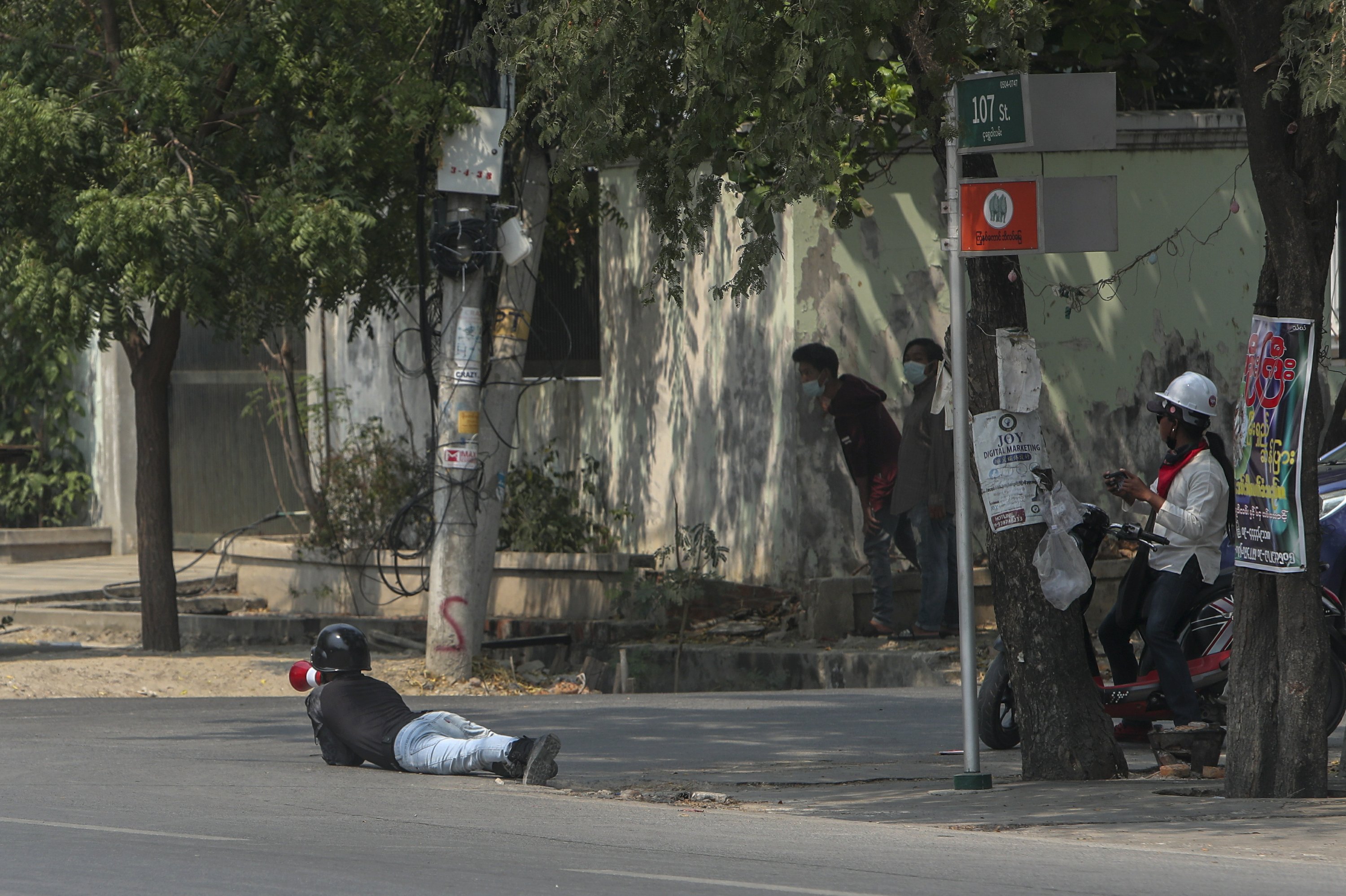 Myanmar police raid homes for striking railway workers