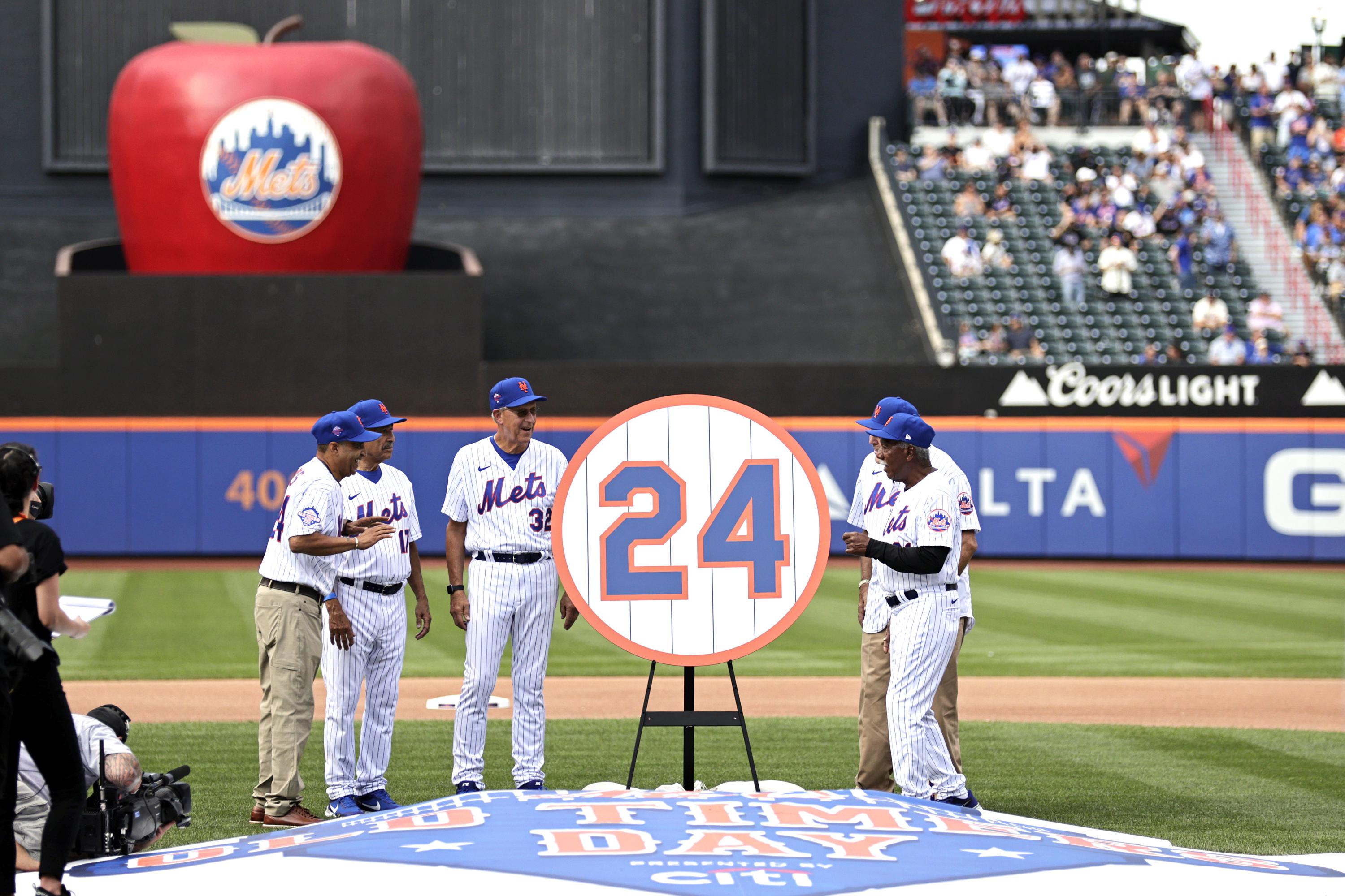 Mets retire Willie Mays’ No. 24 as OldTimers’ Day returns AP News