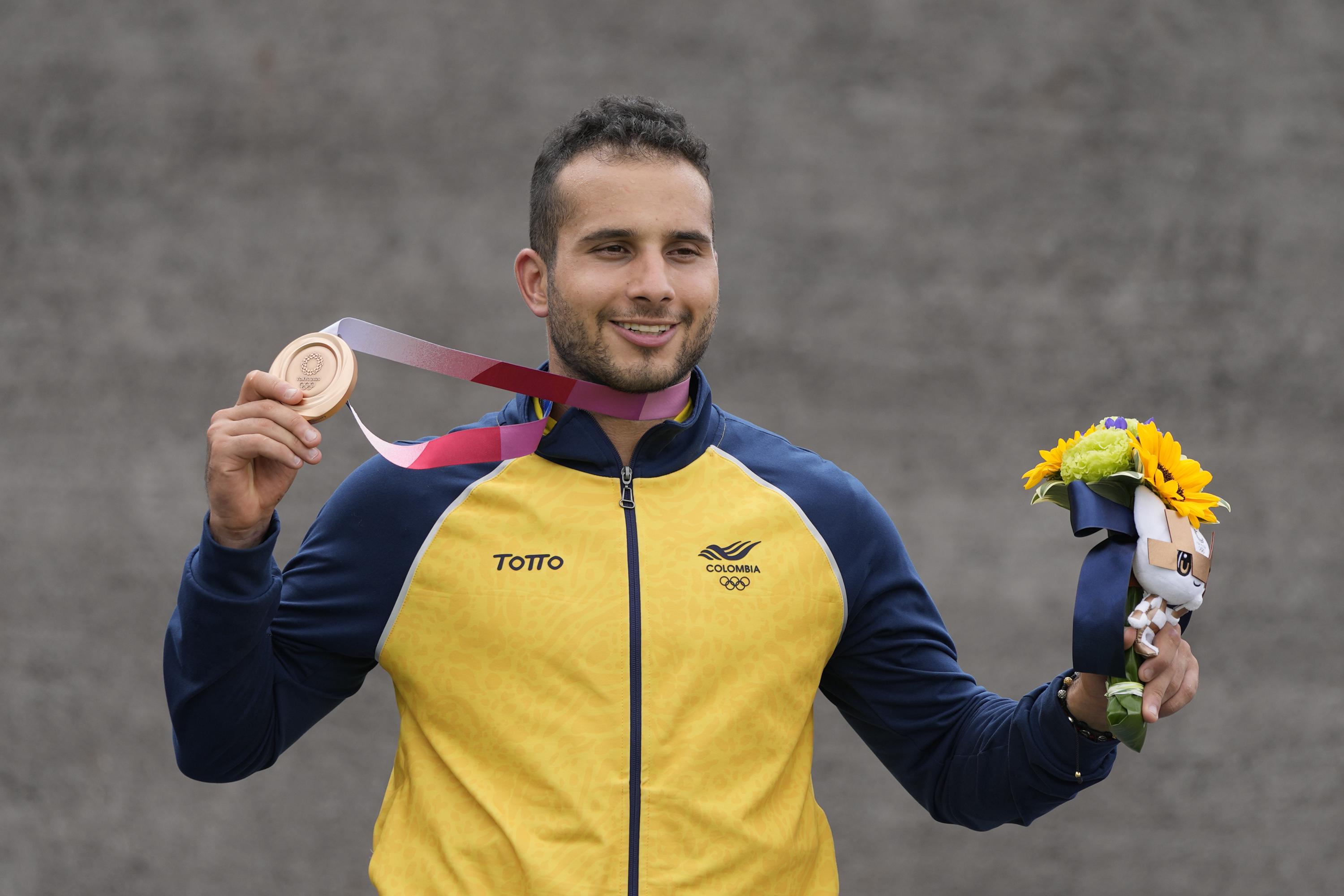 Cycling: Pajon wins Colombia's first gold