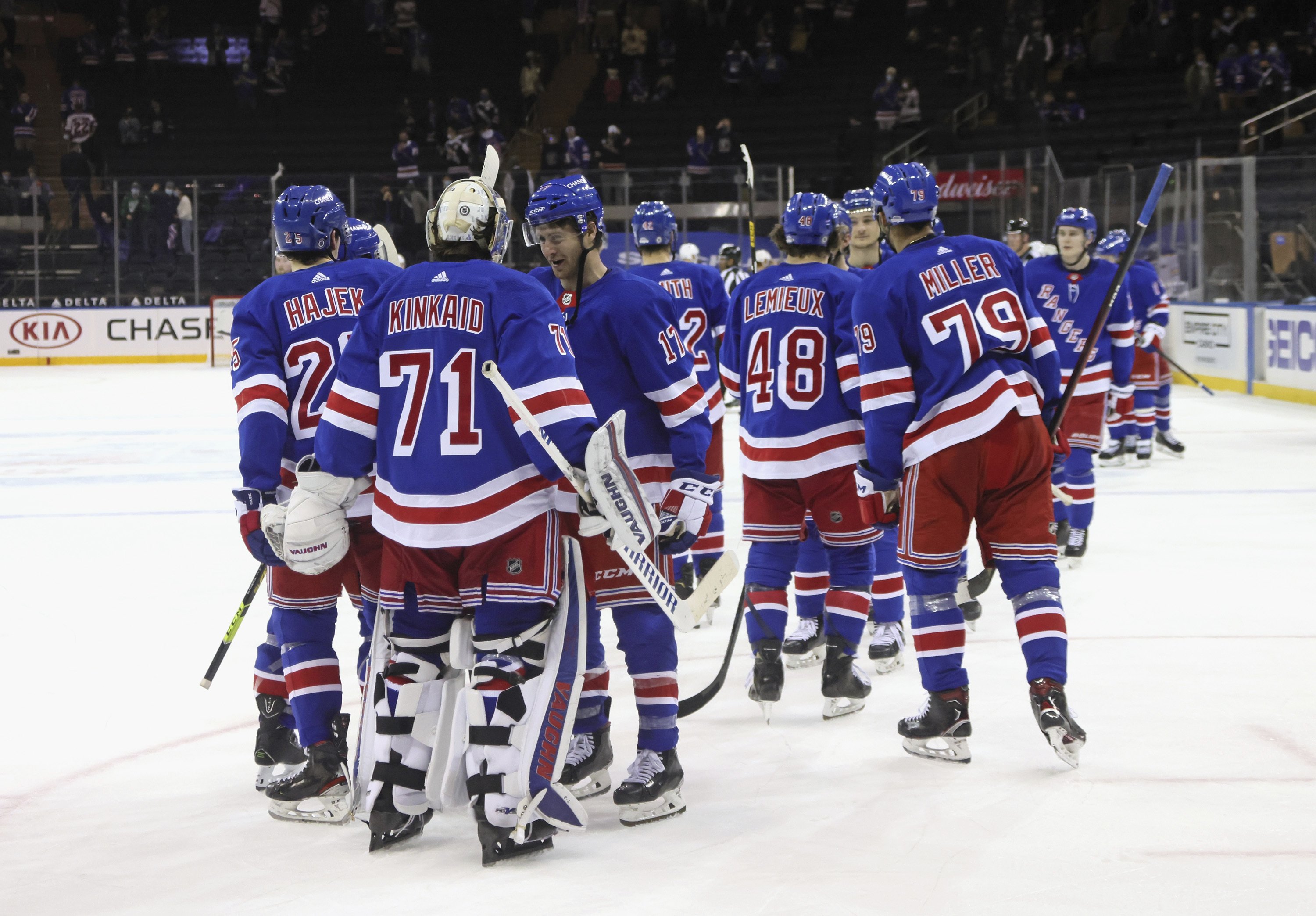 Kreider helps Rangers hand Sabres 14th straight loss, 53 AP News