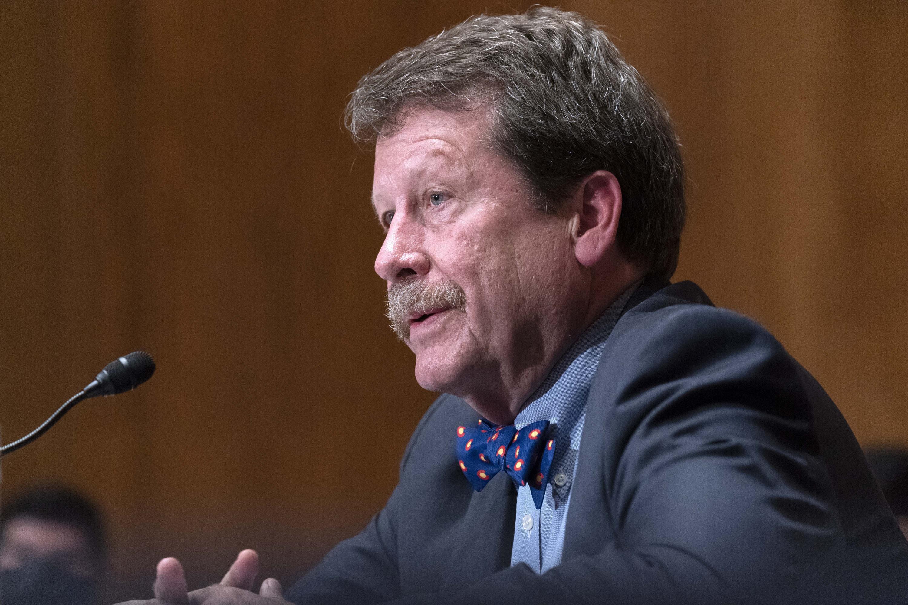 FDA weighs regulatory changes by formula, Juul issues
