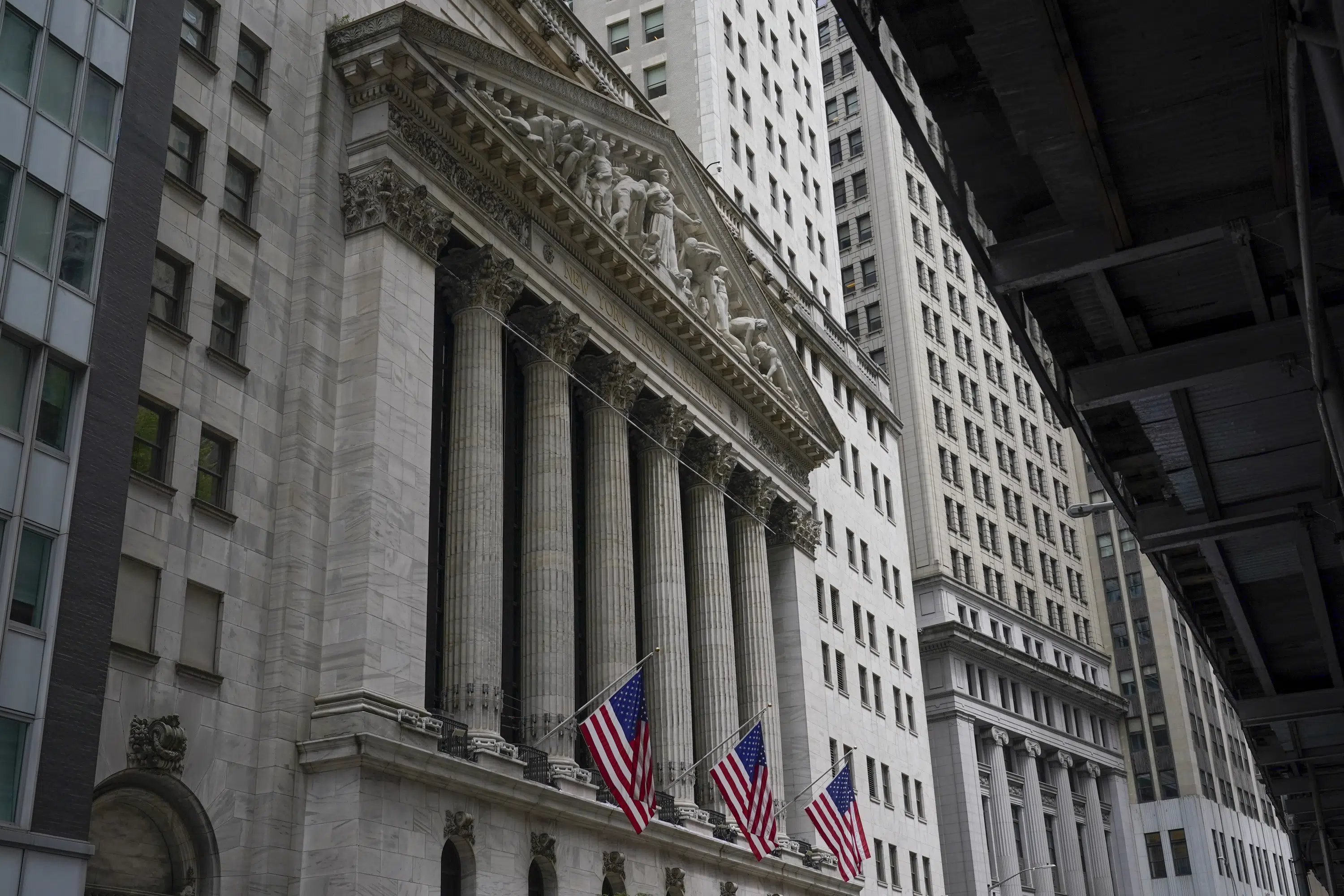 Asian shares slip after tech stock slump on Wall St