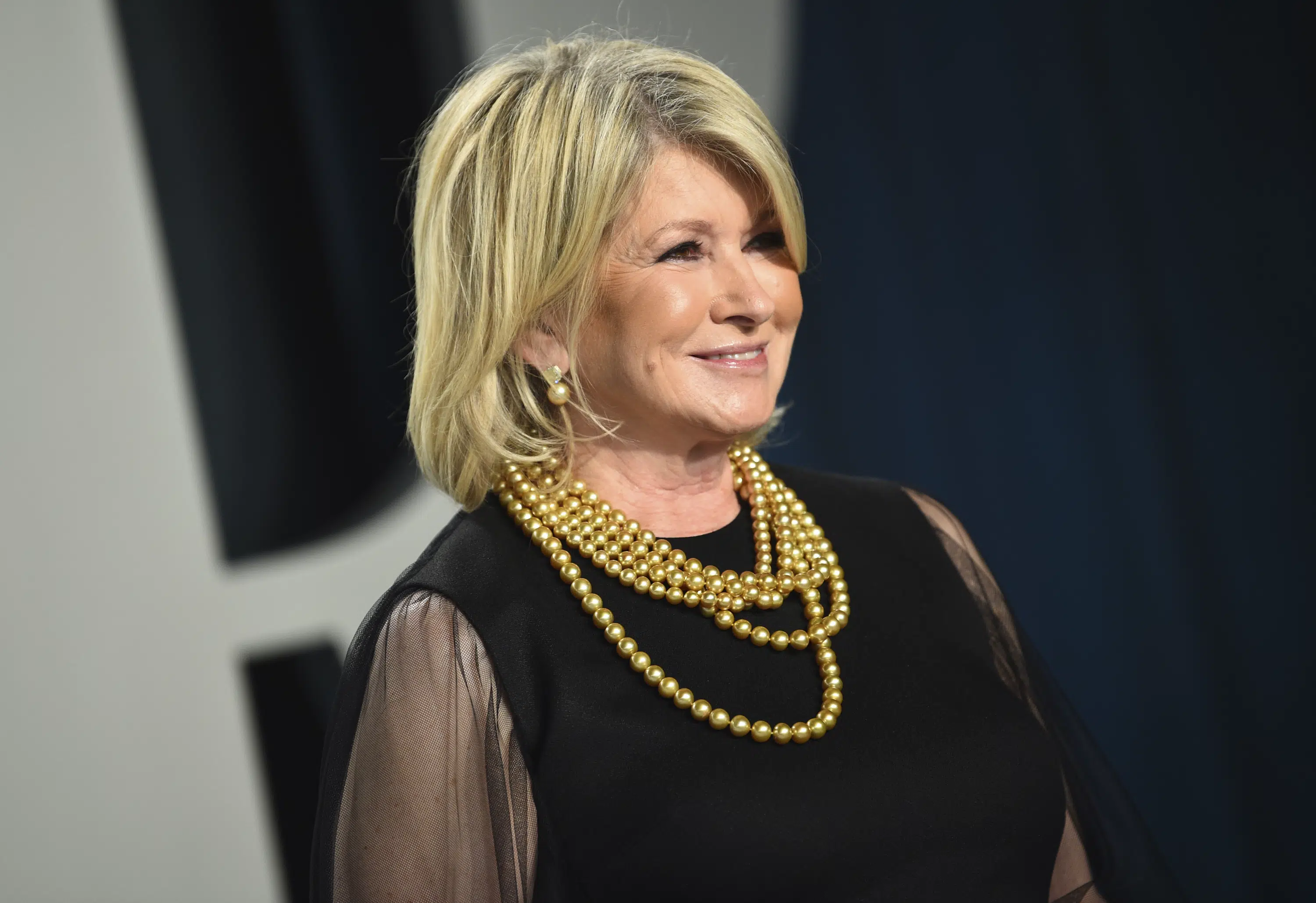 Martha Stewart, 81, becomes the oldest Sports Illustrated swimsuit cover model