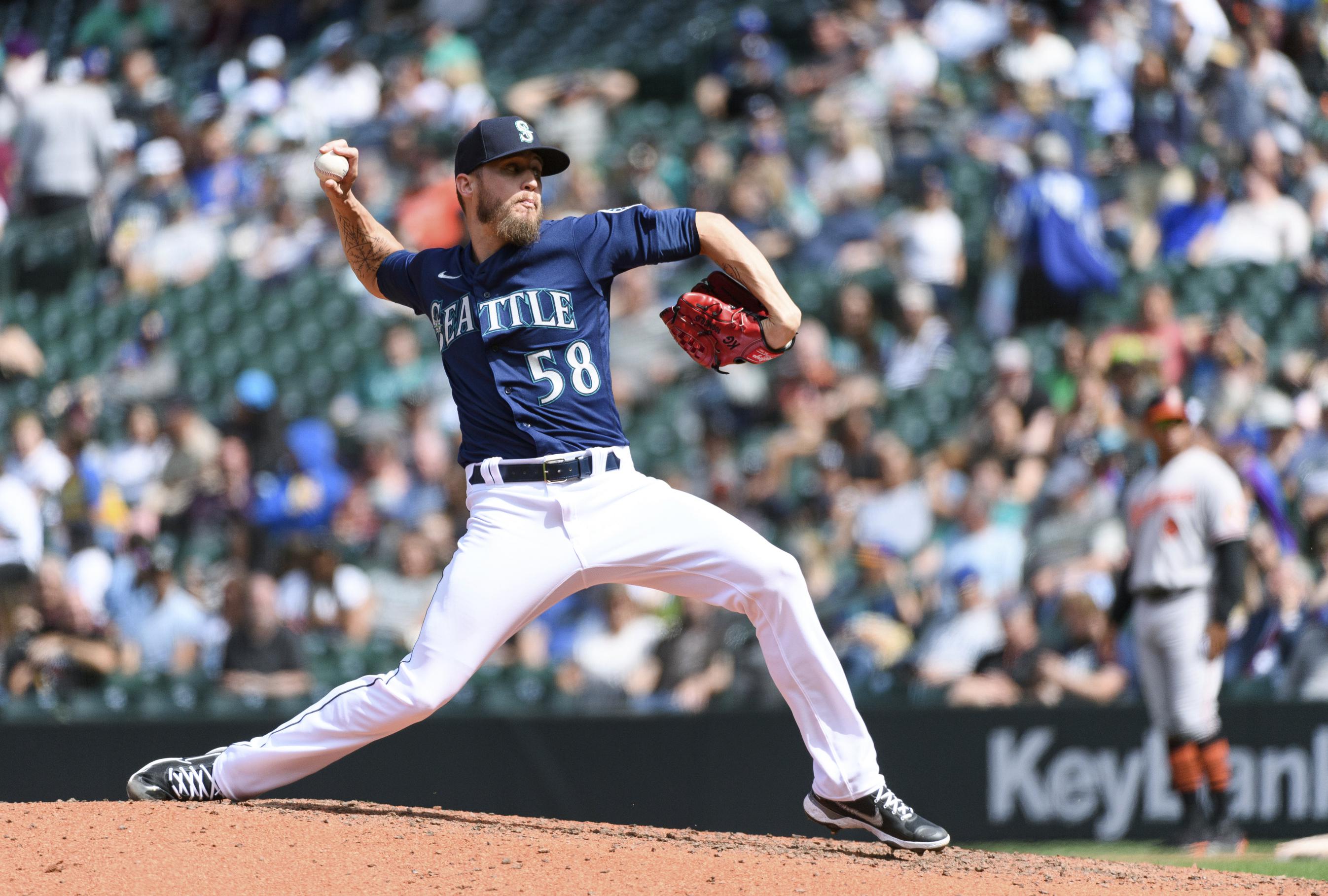Reliever Ken Giles designated for assignment by Mariners AP News
