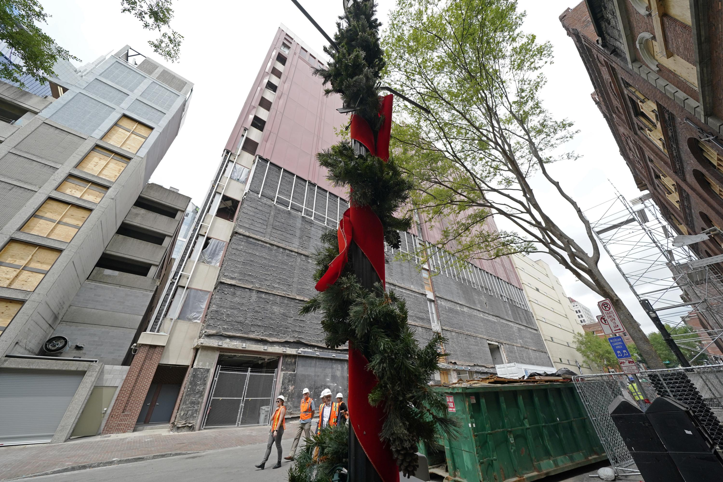 2nd Avenue Nashville Christmas 2022 Months After Nashville Bombing, Slow Recovery Work Continues | Ap News