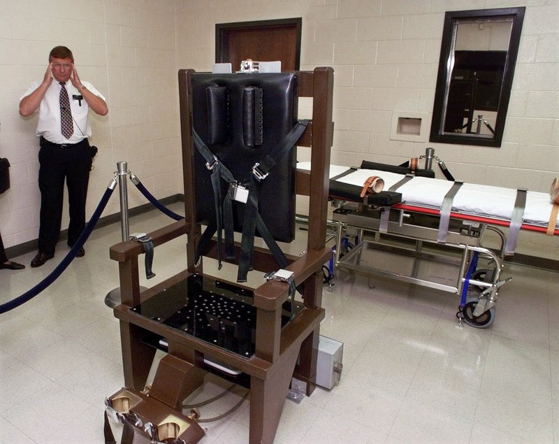 In Tennessee Inmates Opt For Electric Chair Over Injection