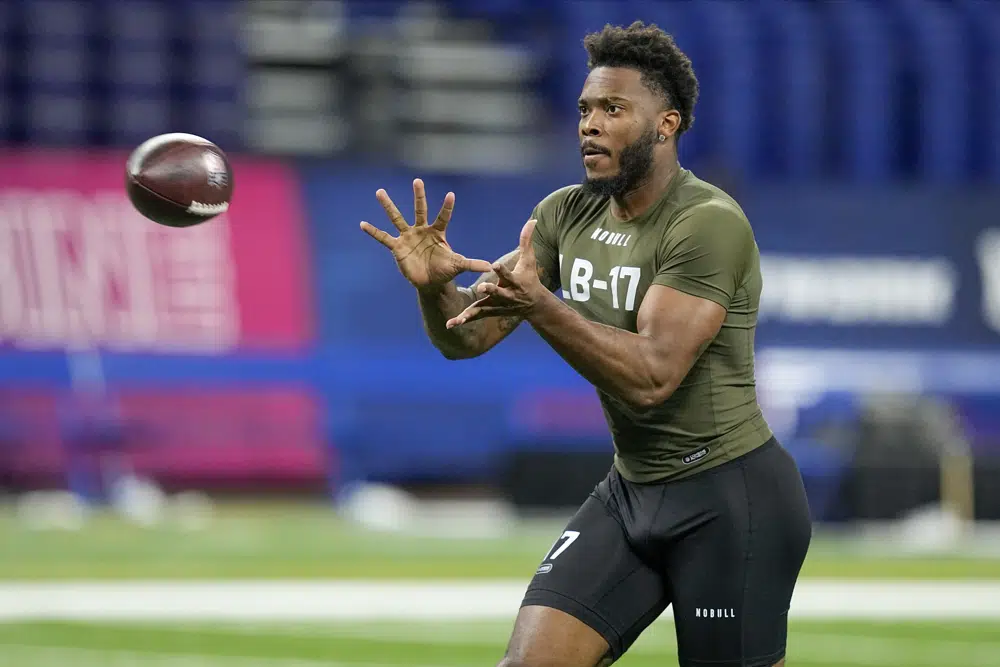 NFL hopefuls chase the dream in 2022 International Combine at