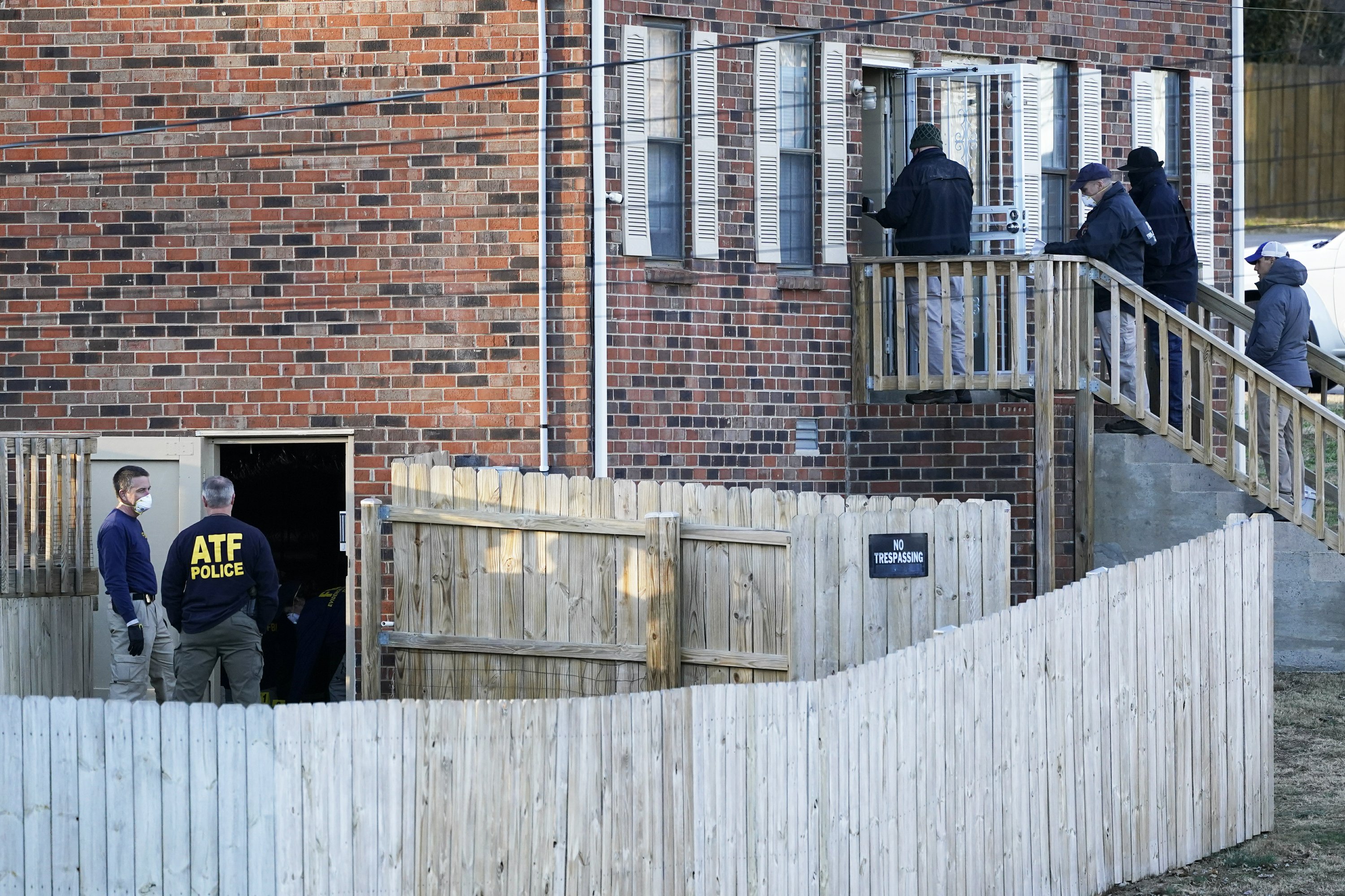 FBI at household of achievable particular person of fascination in Nashville bomb FBI at household of achievable particular person of fascination in Nashville bomb