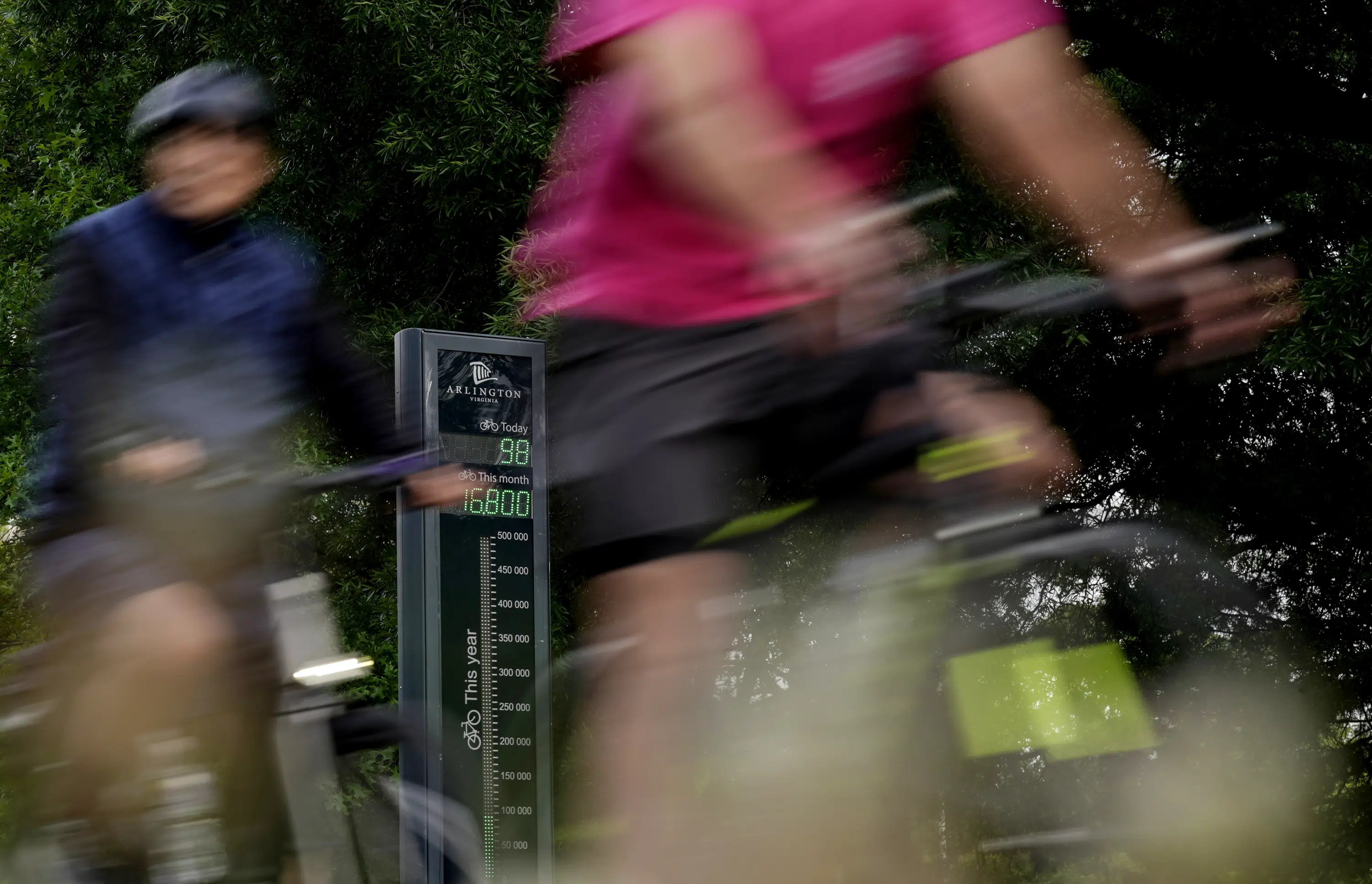 Millions ditched cars for bikes during the pandemic. These cities want the habit to stick Millions ditched cars for bikes during the pandemic. These cities want the habit to stick