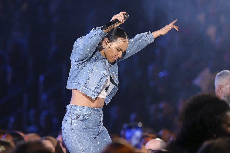 Lil Nas X Alicia Keys Added Key Moments At The Grammys