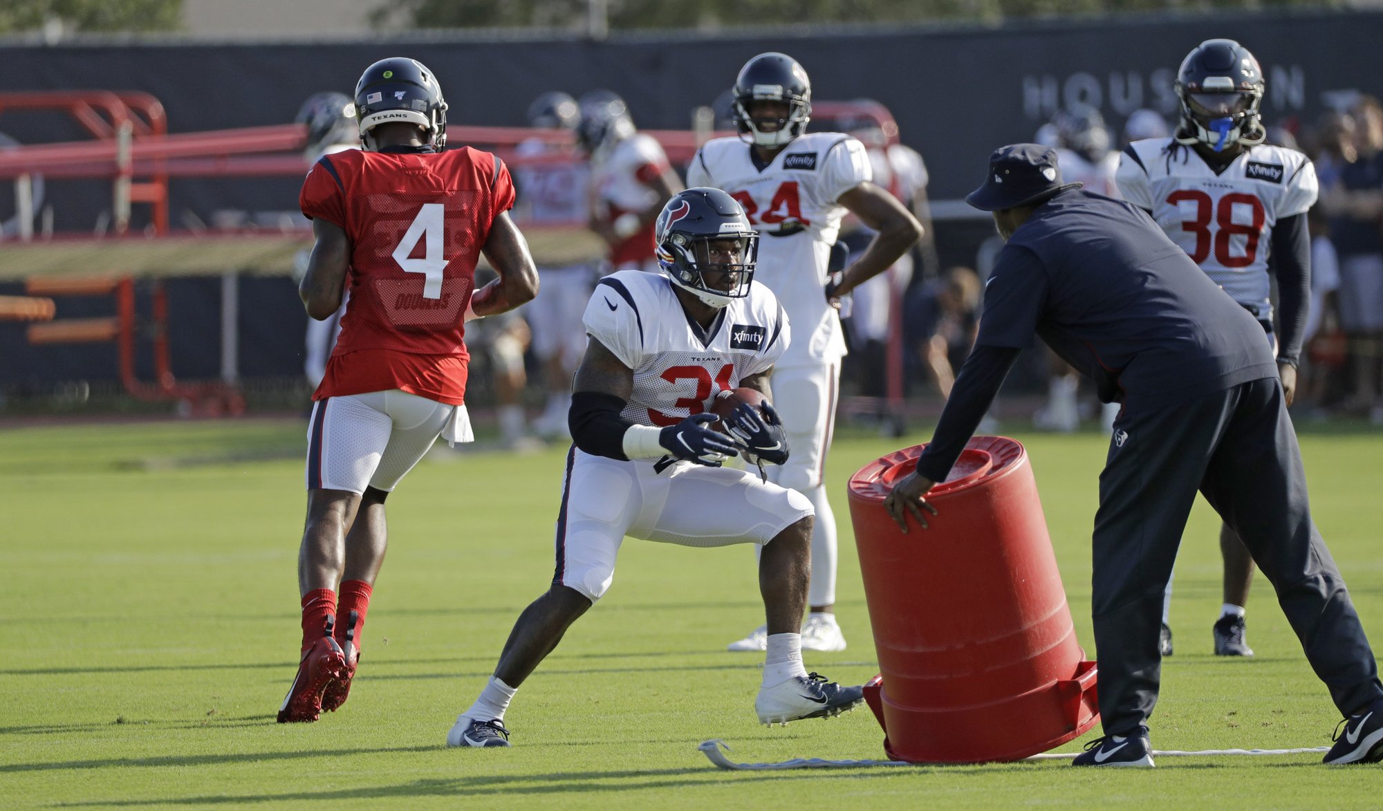 Campamentos De Futbol Americano En Estados Unidos Campamentos de la NFL iniciarán en la fecha prevista | AP News