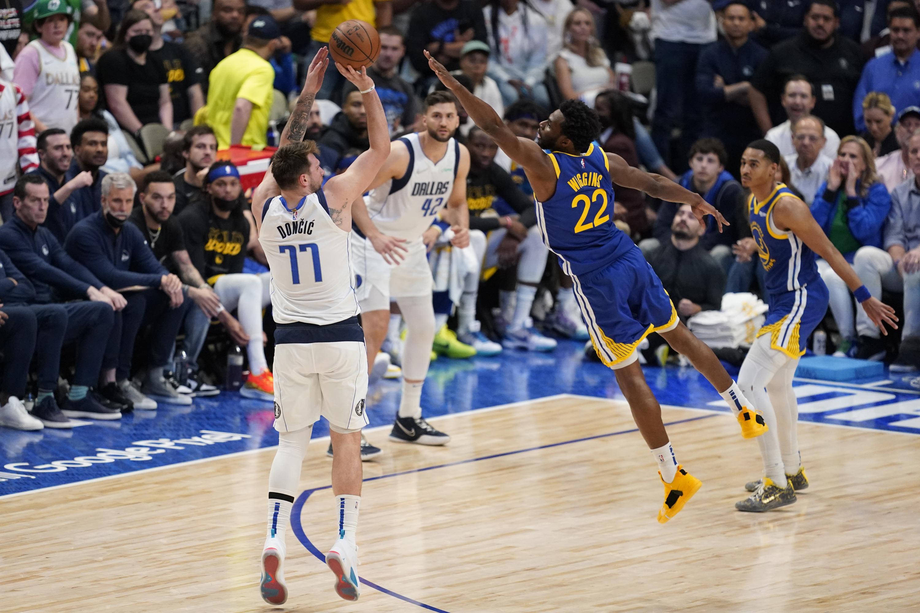 Doncic, Mavs avoid sweep with 119-109 win over Warriors | AP News