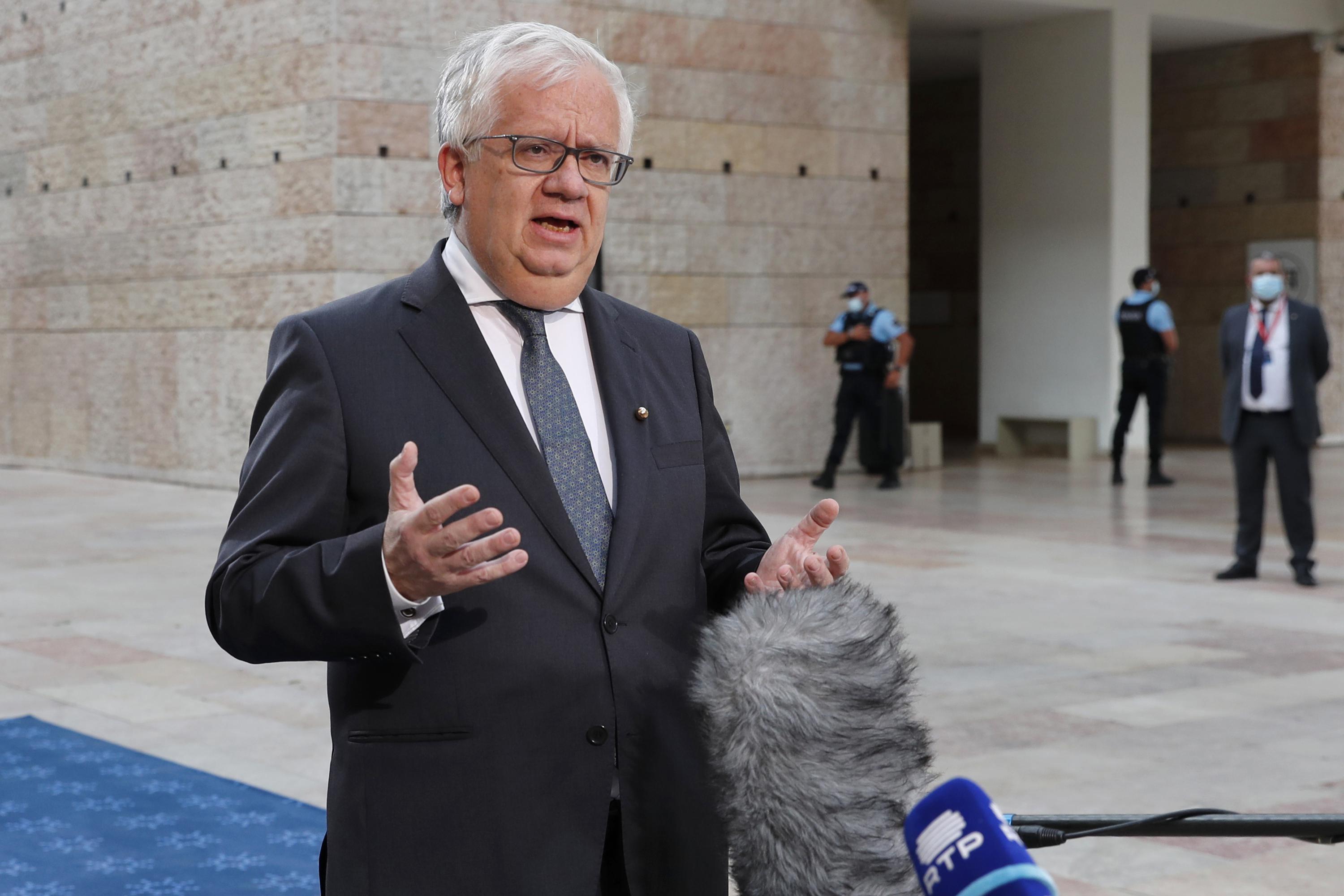 Ministro do Interior de Portugal renuncia após uma série de escândalos