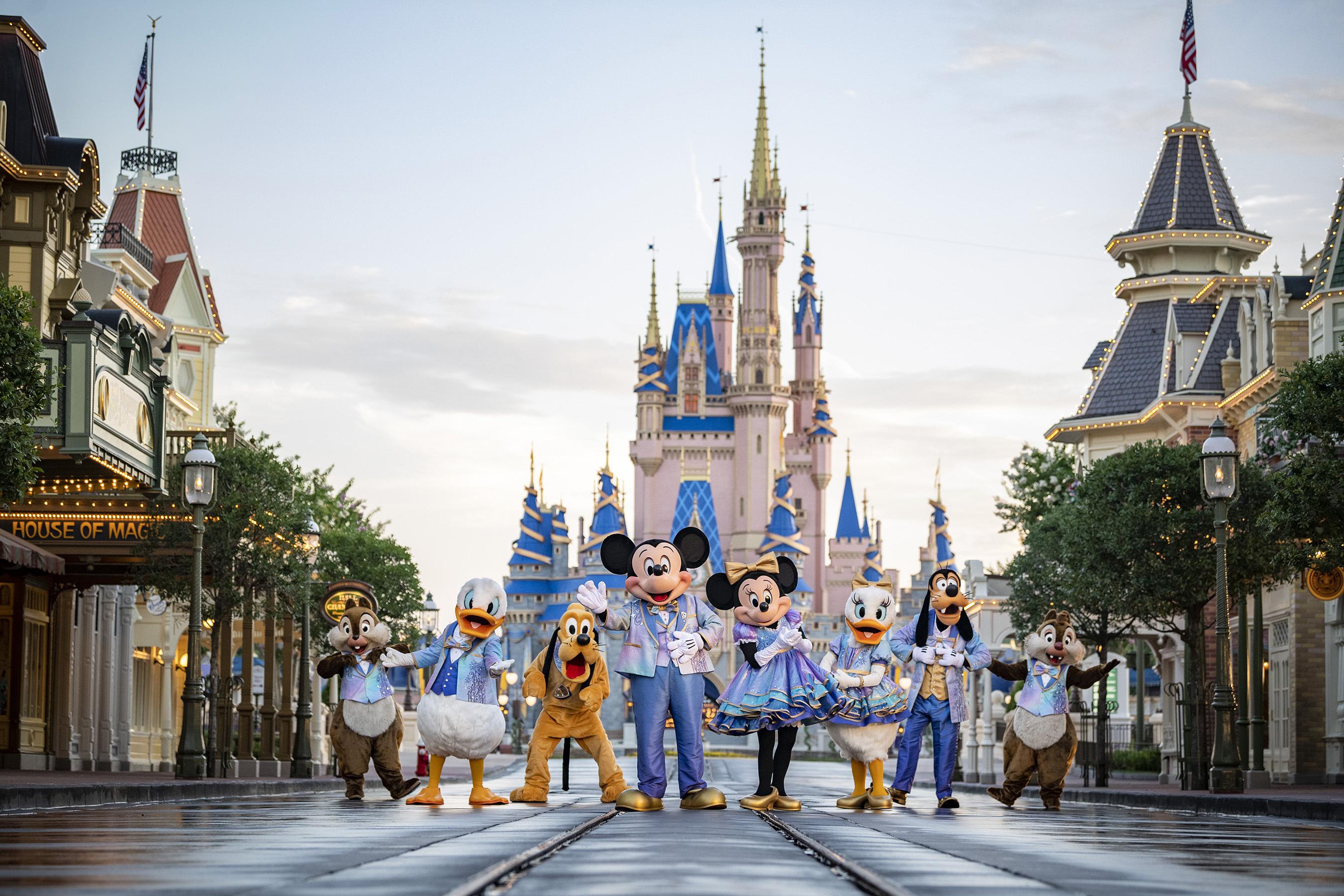 215,912 Disney World Photos & High Res Pictures - Getty Images