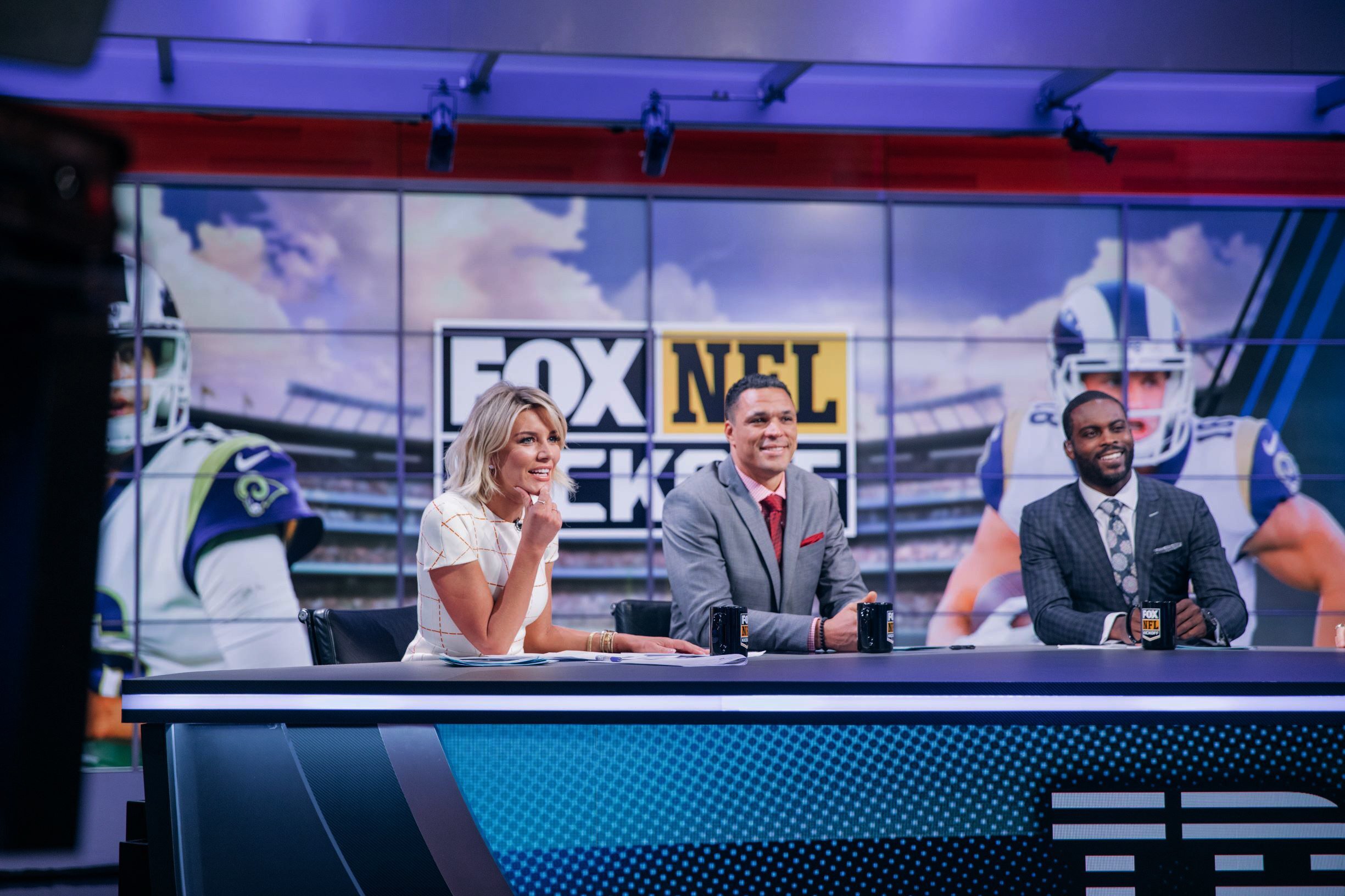 'Fox NFL Kickoff' weathers challenges faced by pregame shows AP News