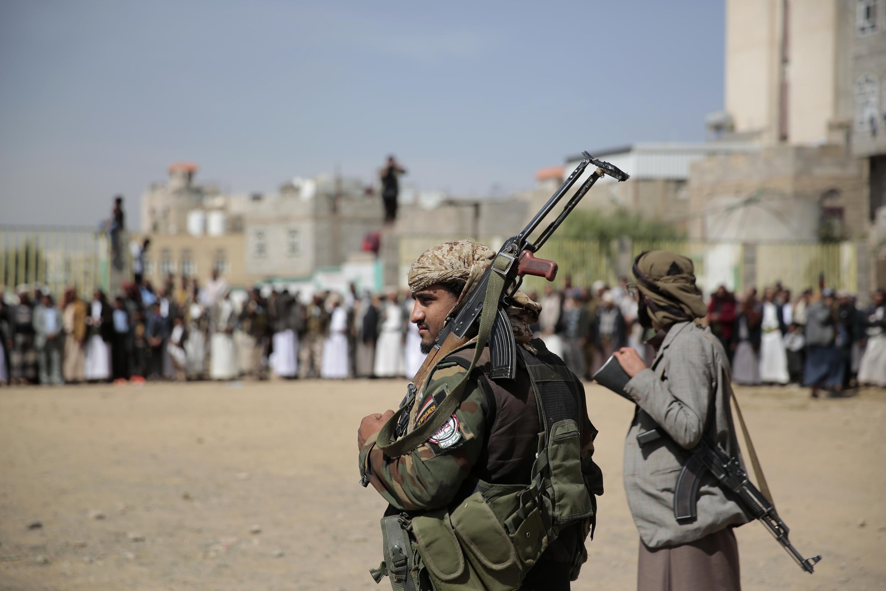 تستهدف العقوبات الأمريكية شبكة الحوثيين المالية في اليمن