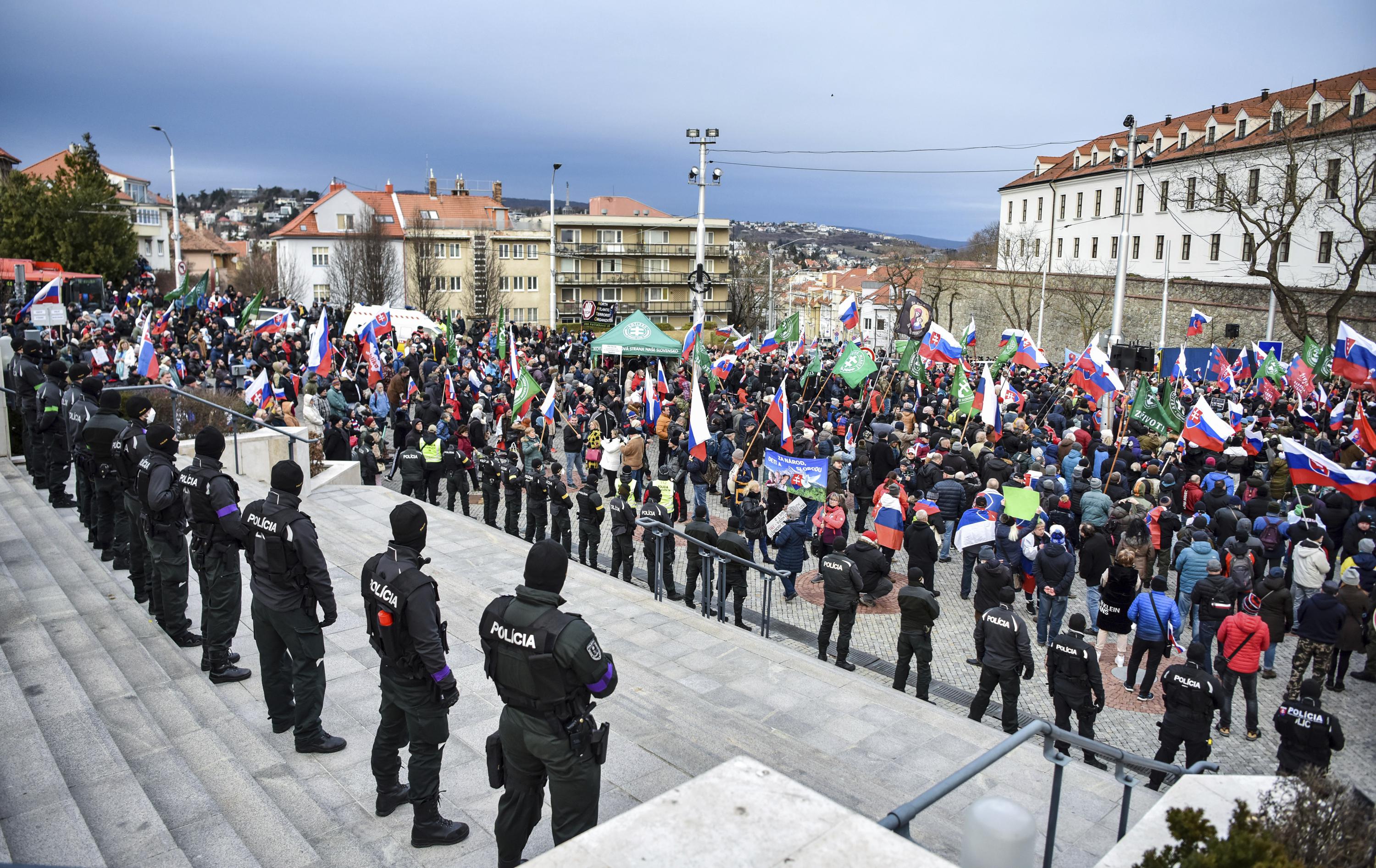 Photo of Slovensko ratifikovalo obranno-vojenskú dohodu s USA