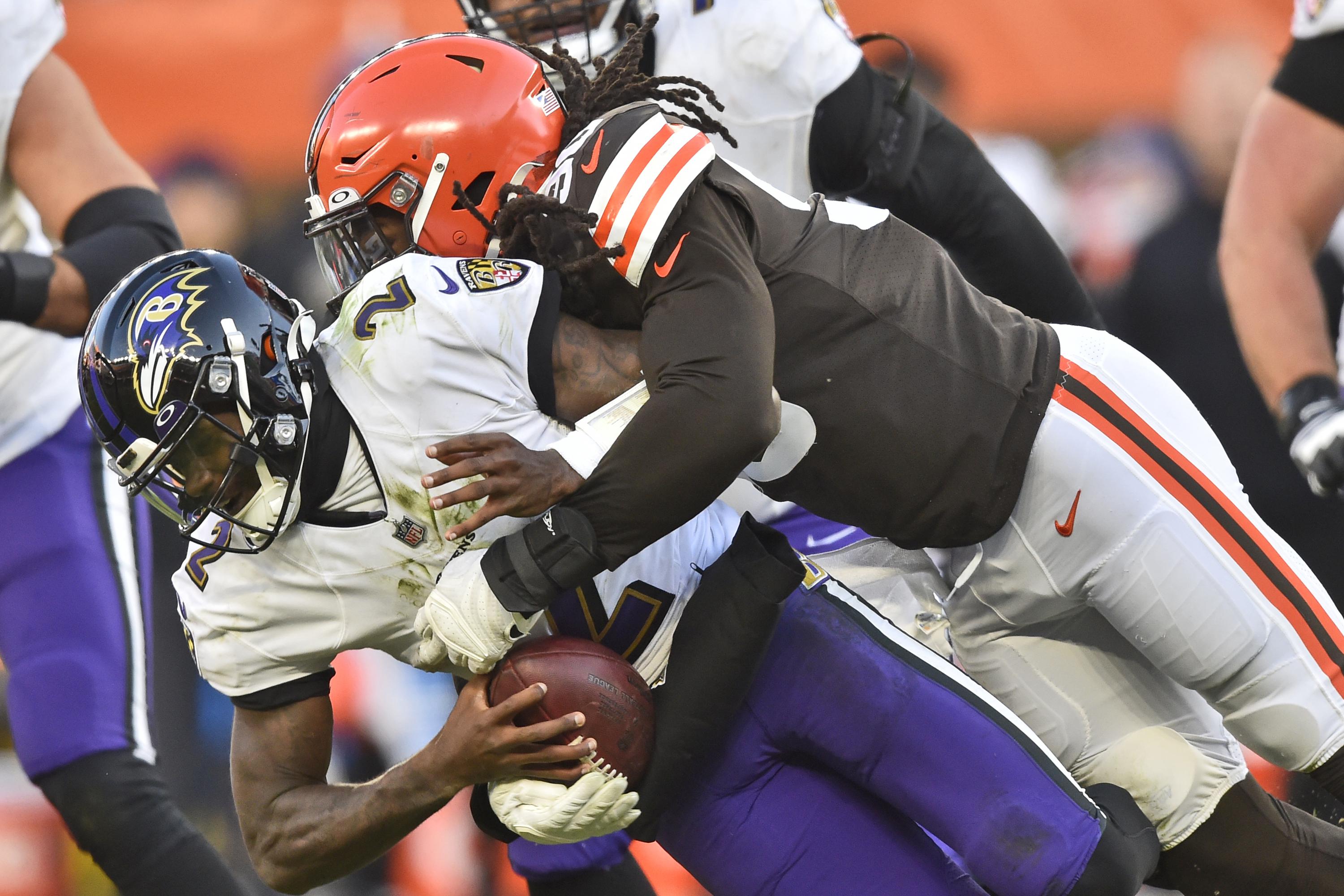 Browns add WR Cooper, release Landry at start of free agency | AP News