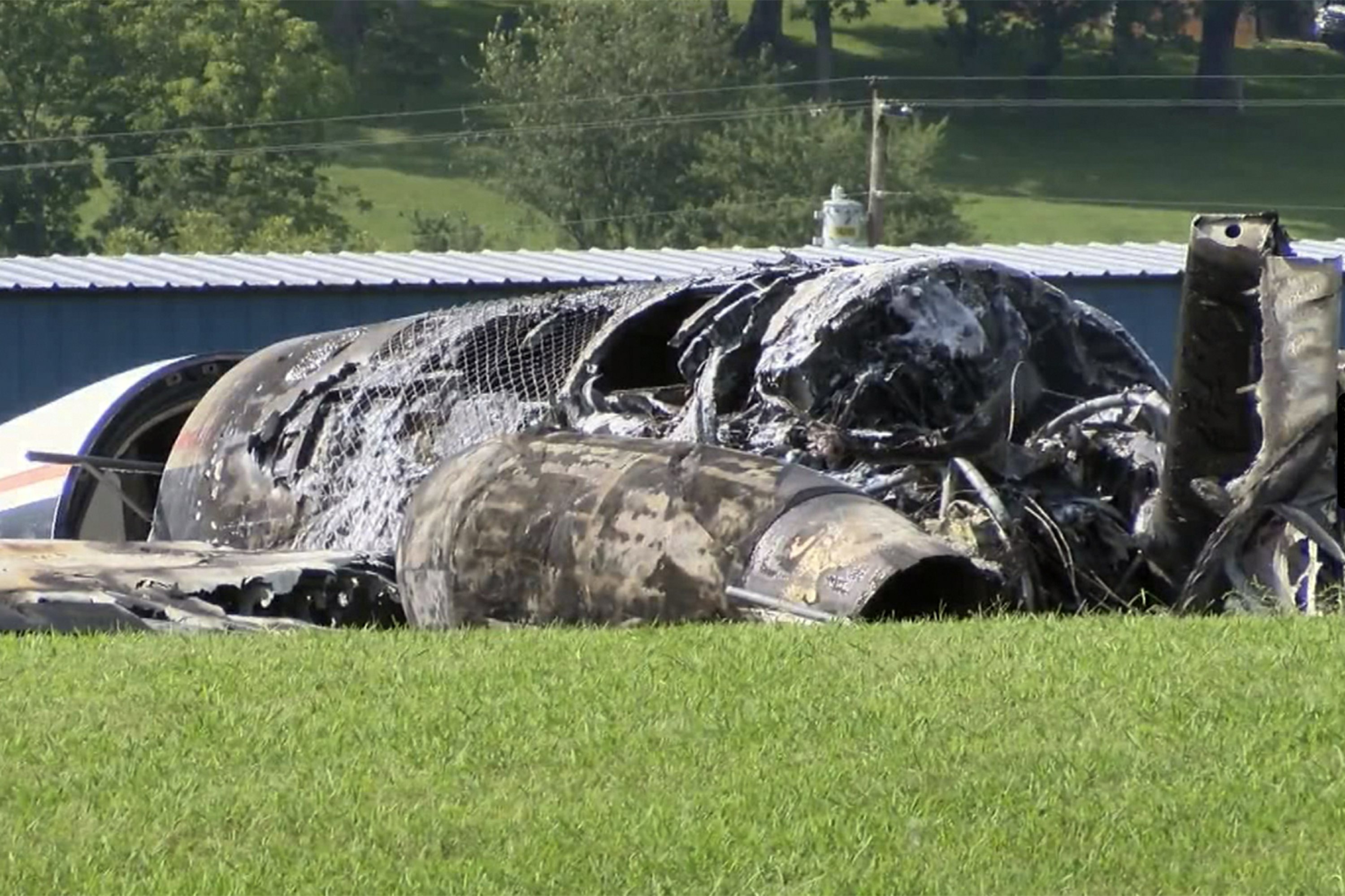 Dale Earnhardt Crash Pics - 7tzb4bi