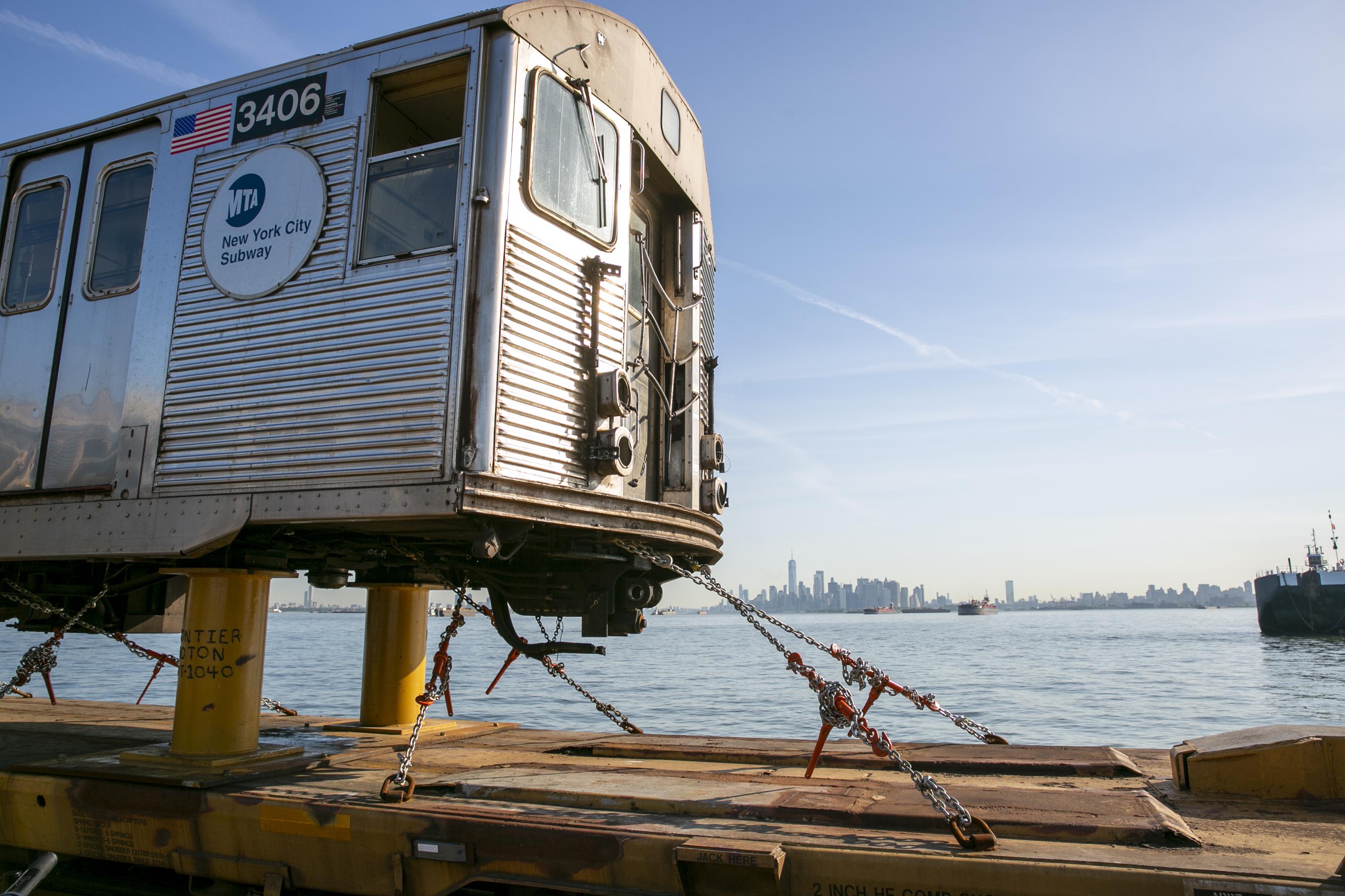 Bon voyage: Old subway cars float off across New York Harbor - TrendRadars