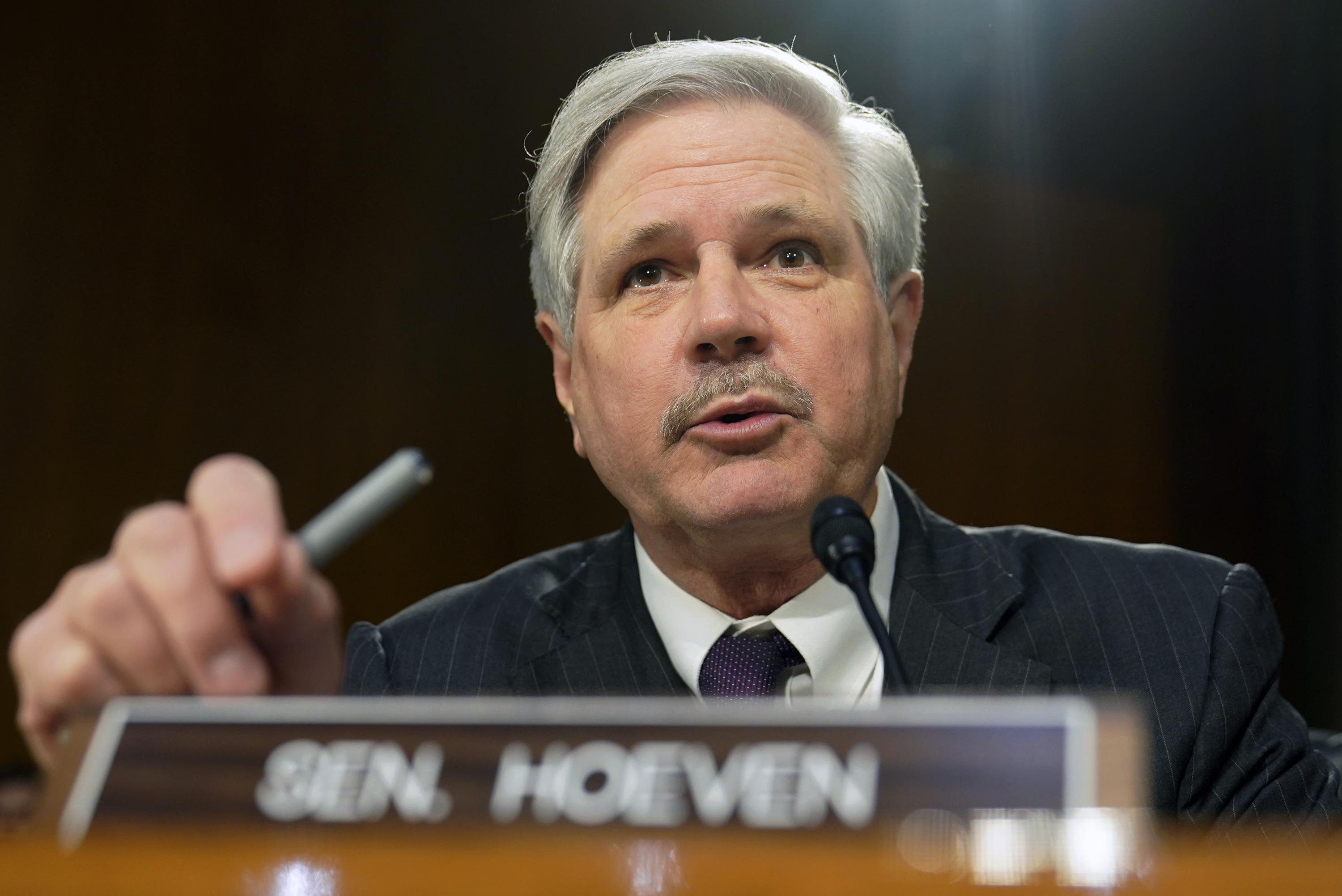 Image for North Dakota Republican John Hoeven seeks third Senate term
