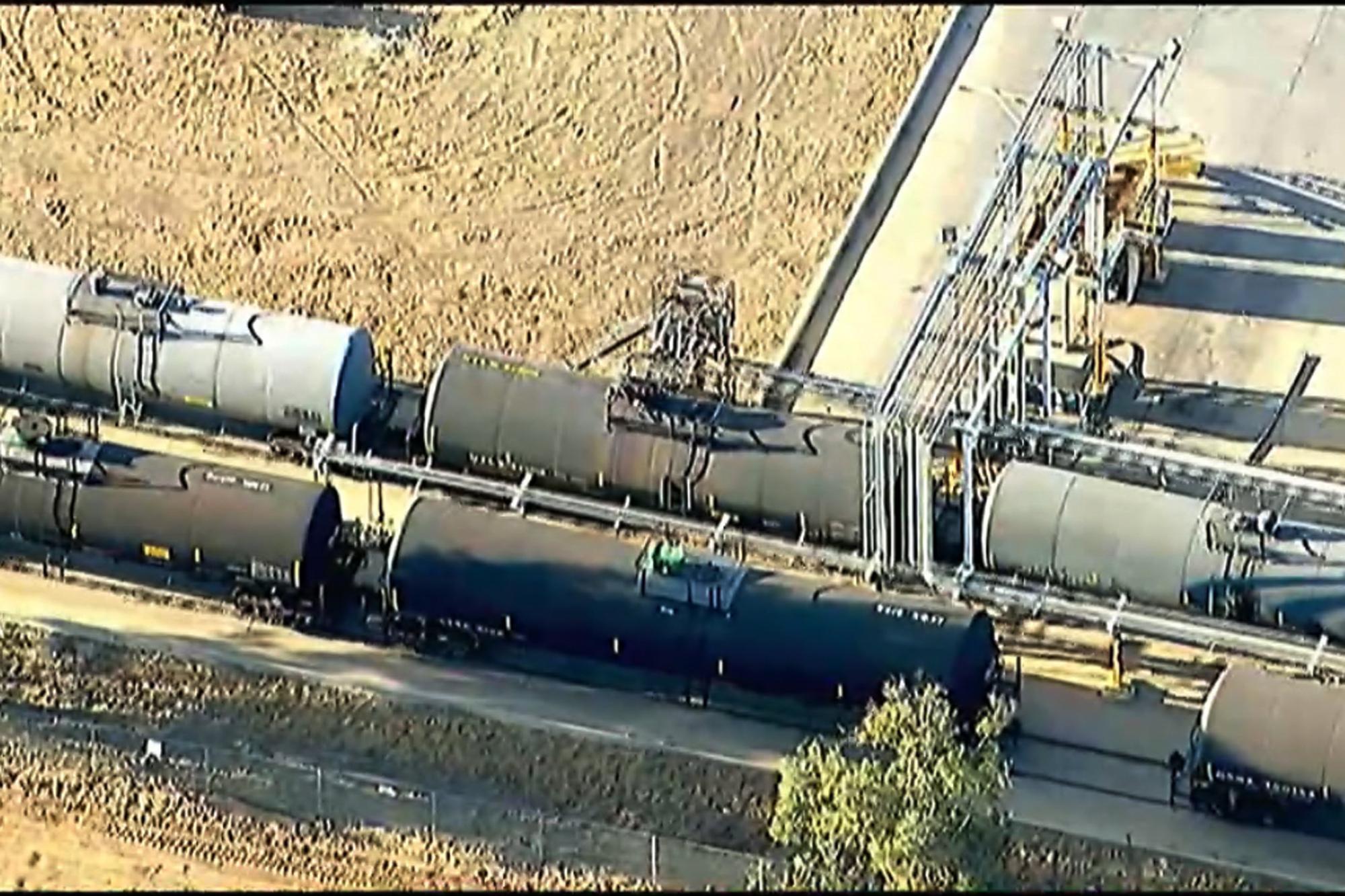 Evacuation ends near chemicalladen rail car in California AP News