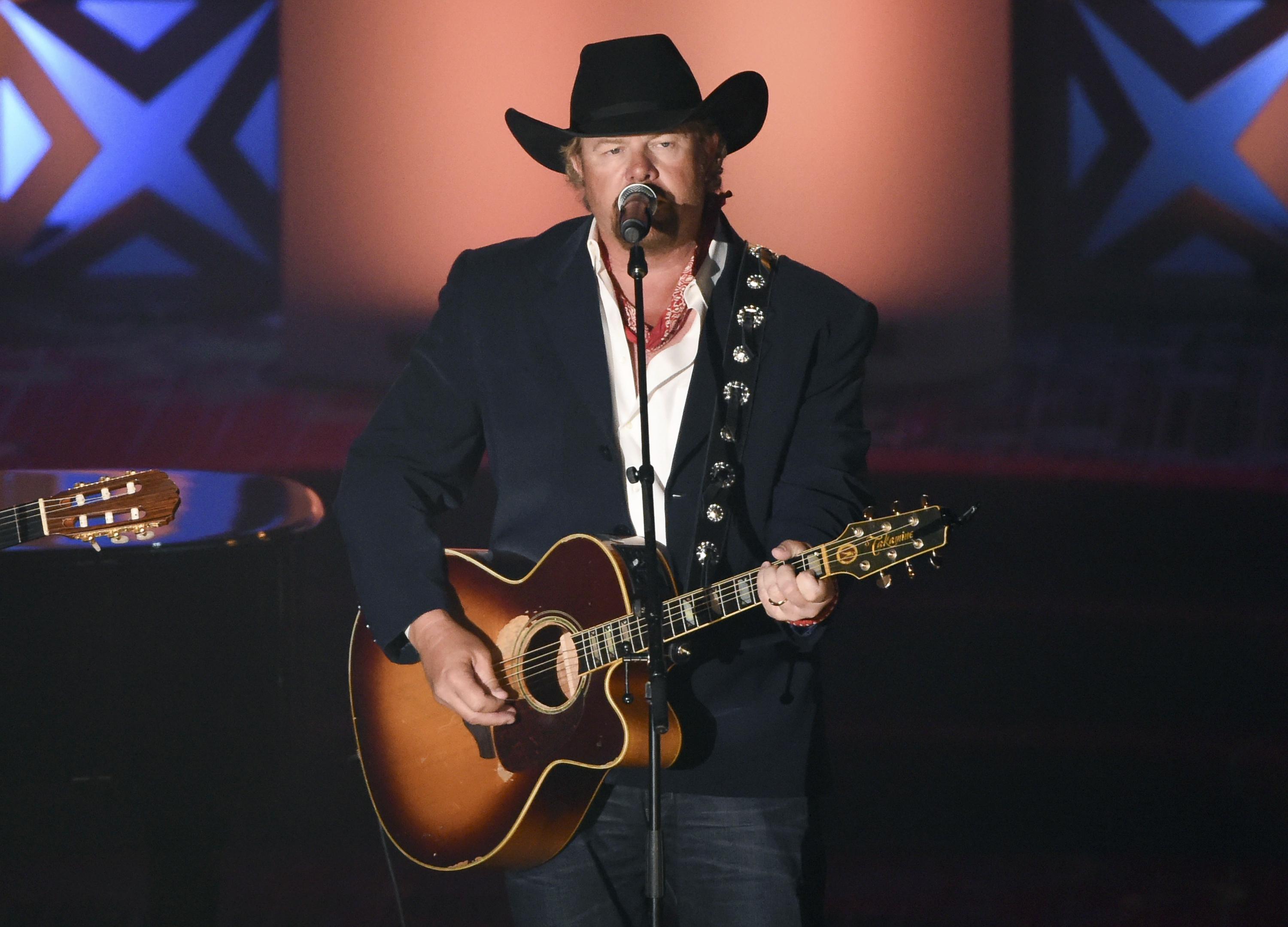 Toby Keith shares update on stomach cancer battle