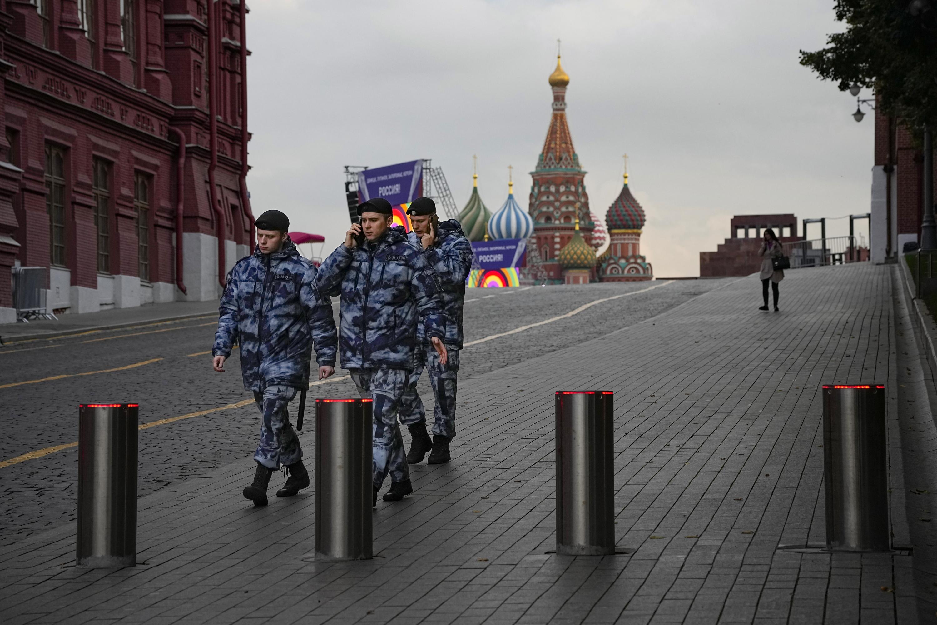 охрана кремля в москве