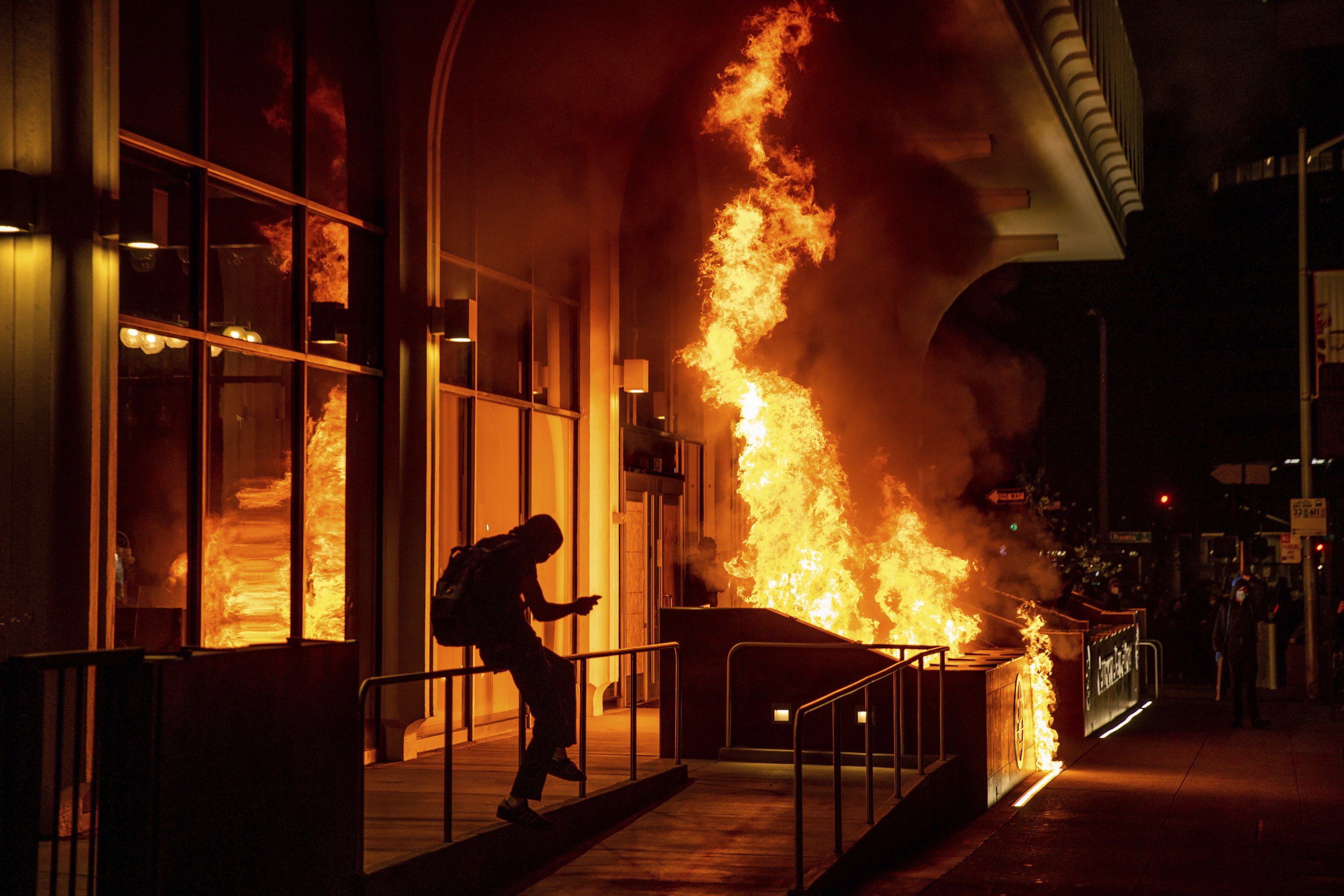 Fires, damage in Oakland protest against police brutality