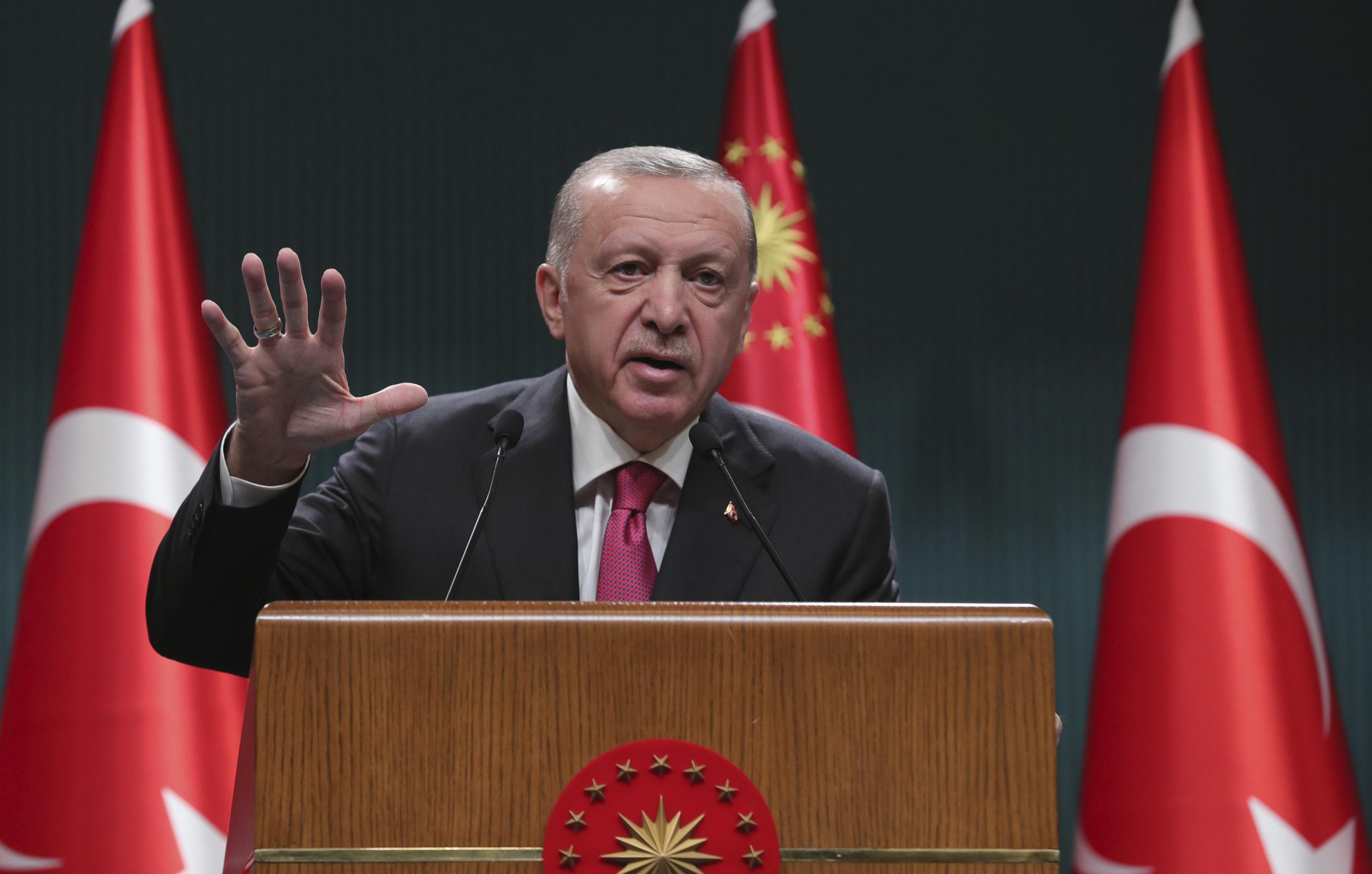 Turkey’s Erdogan says he will no longer talk to Greek PM