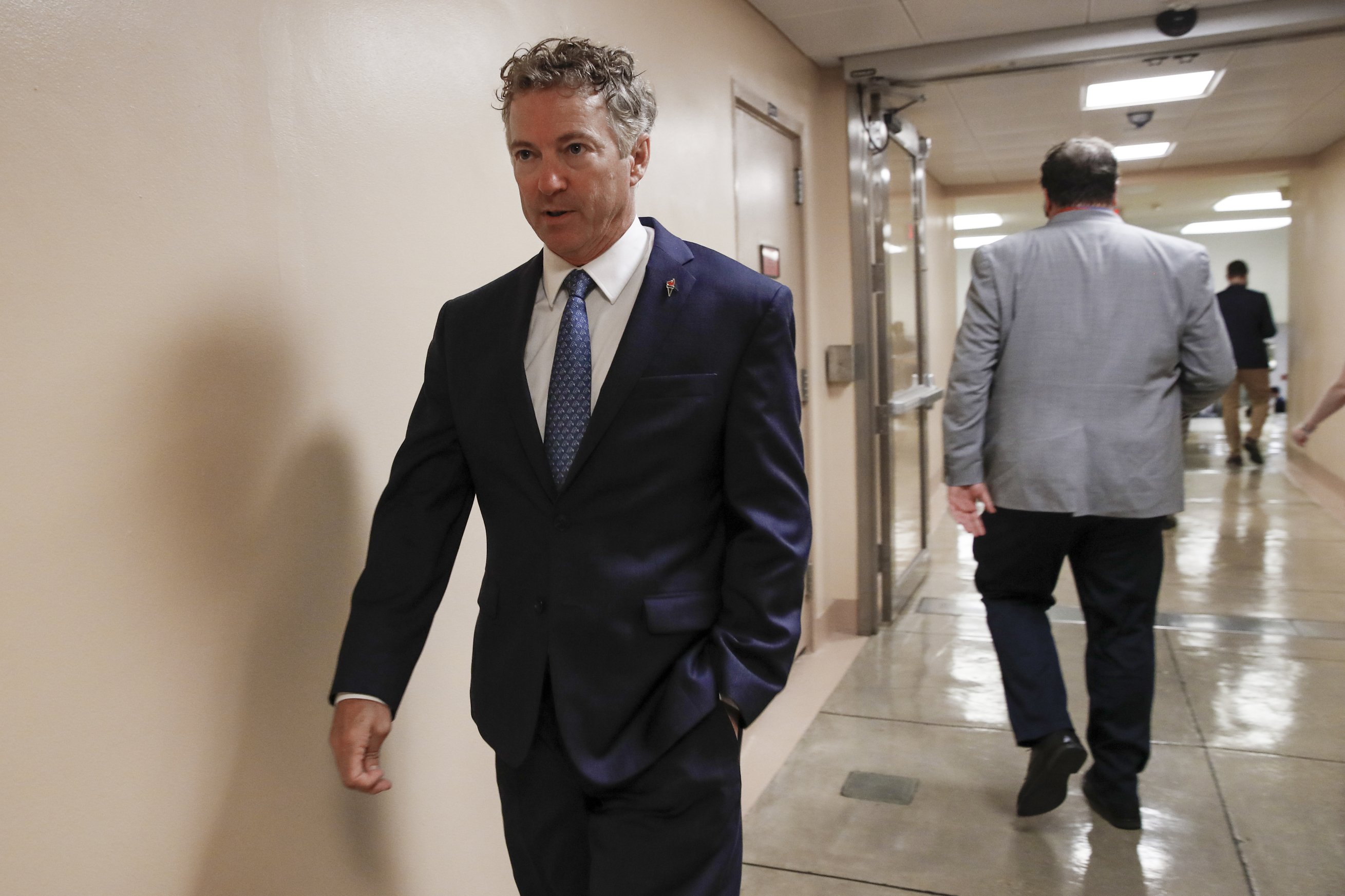 Sen Rand Paul Easing Back In Public View After Lung Surgery